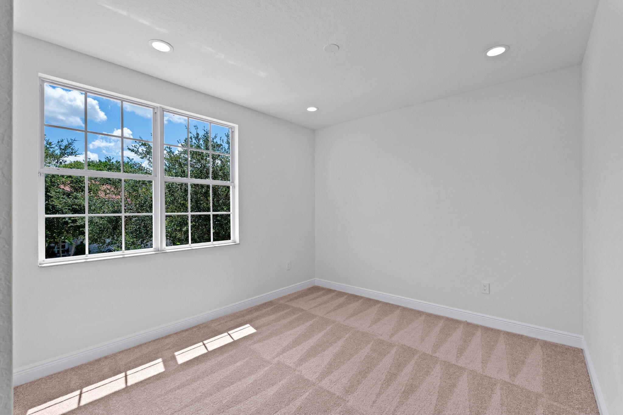 9705 Napoli Woods Lane Property Photo 35