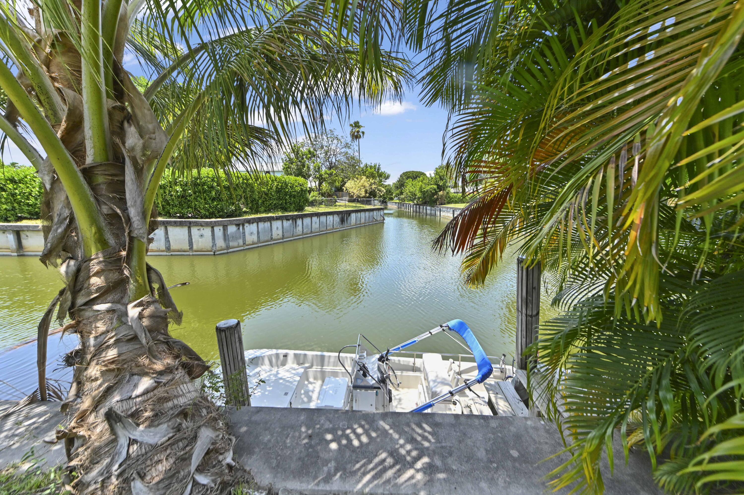 1200 Nw 18th Avenue Property Photo 4