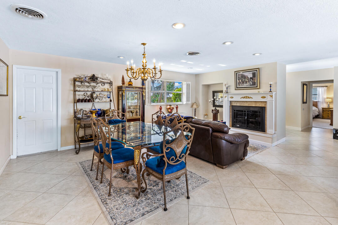 622 Sw Pine Tree Lane Property Photo 15