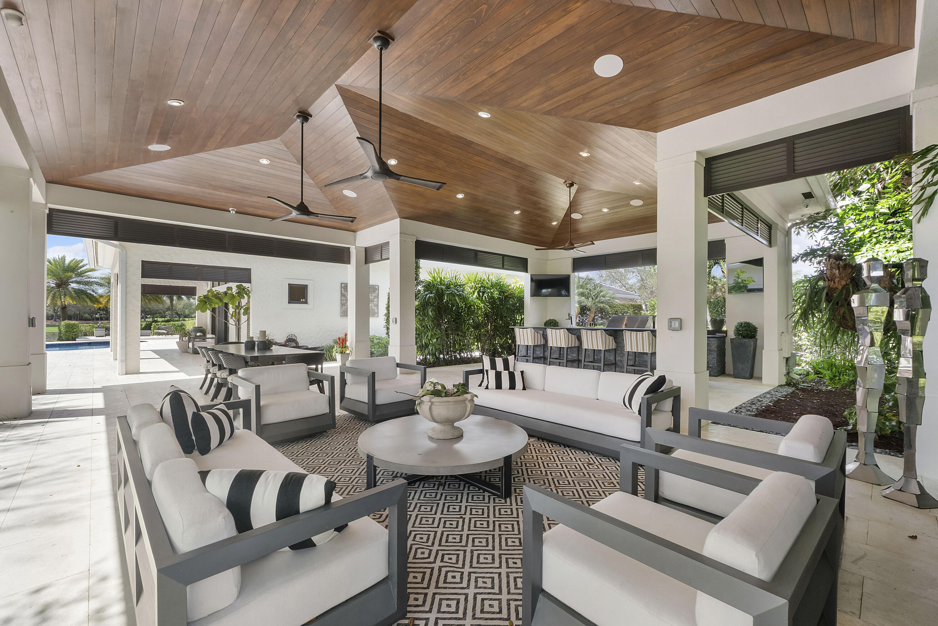 9840 Bay Leaf Court Property Photo 44