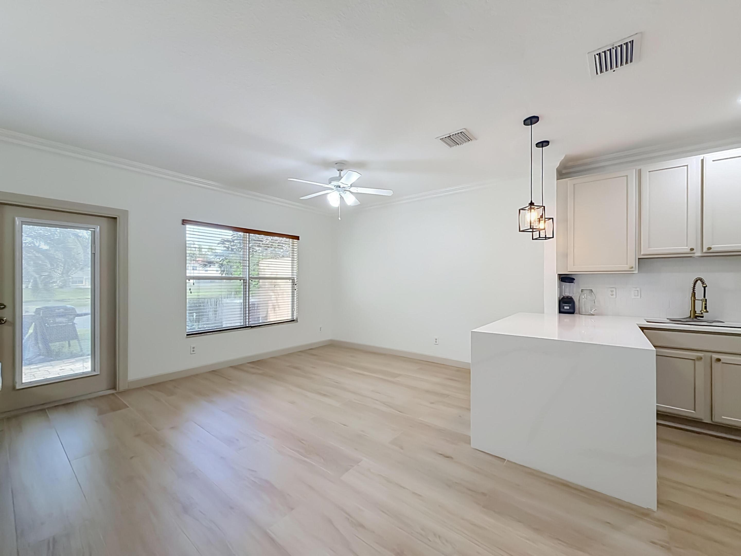 4106 Windmill Palm Way Property Photo 13