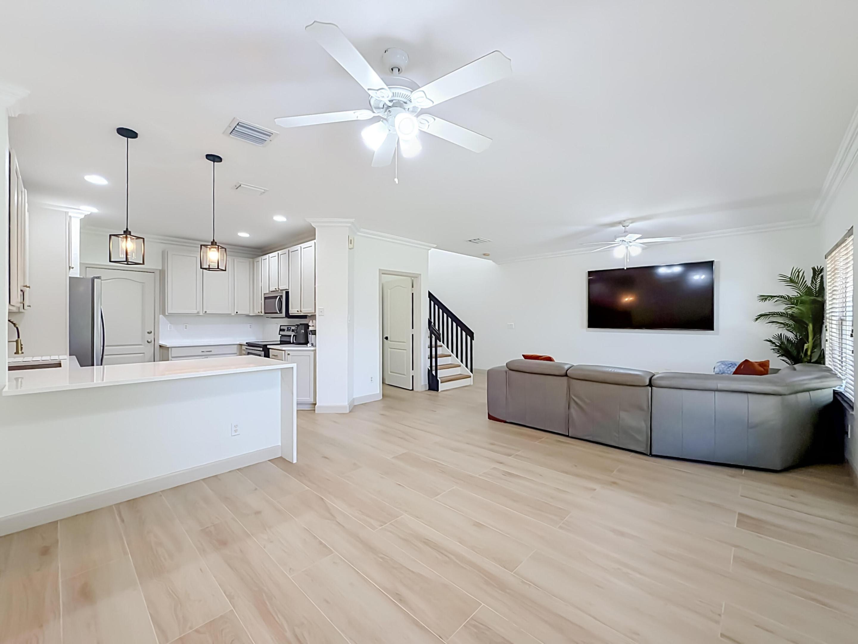 4106 Windmill Palm Way Property Photo 17