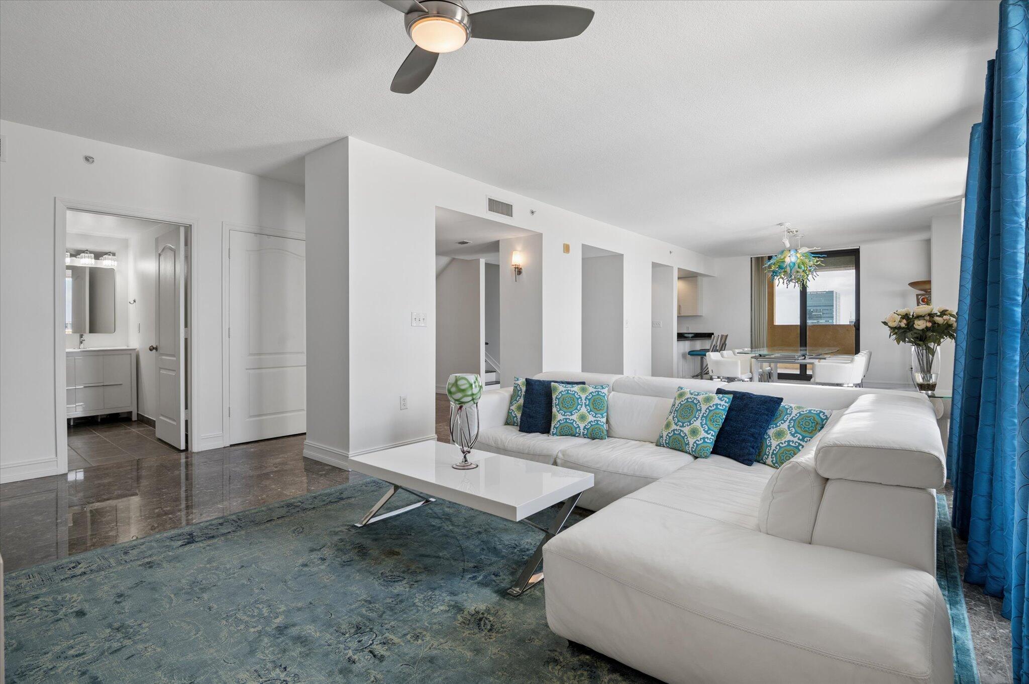 110 N Federal Highway Ph 3 Property Photo 6