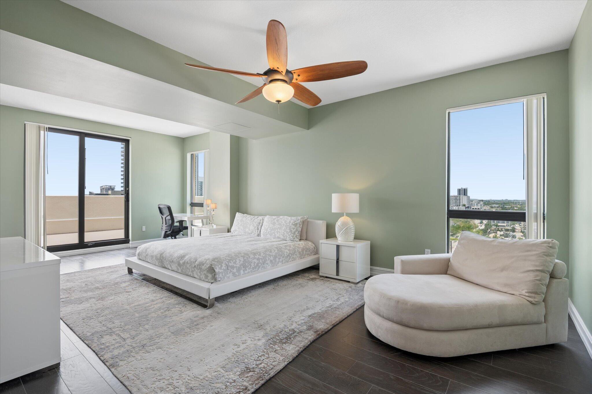 110 N Federal Highway Ph 3 Property Photo 11