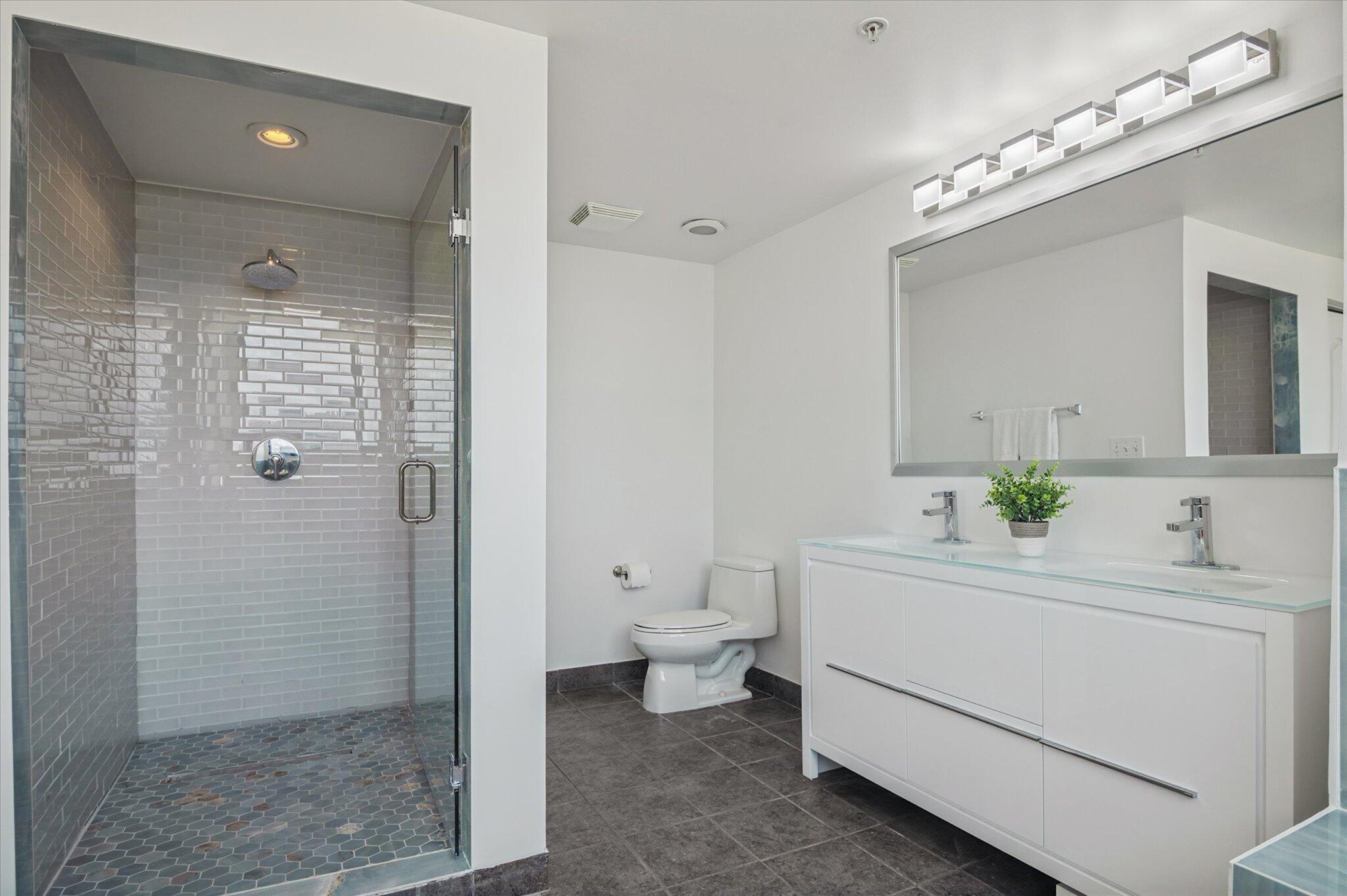 110 N Federal Highway Ph 3 Property Photo 13