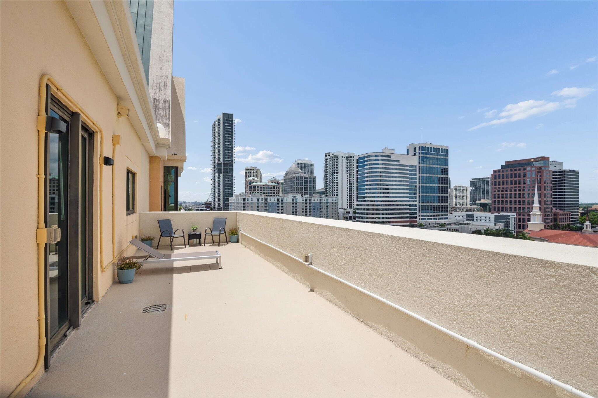 110 N Federal Highway Ph 3 Property Photo 16