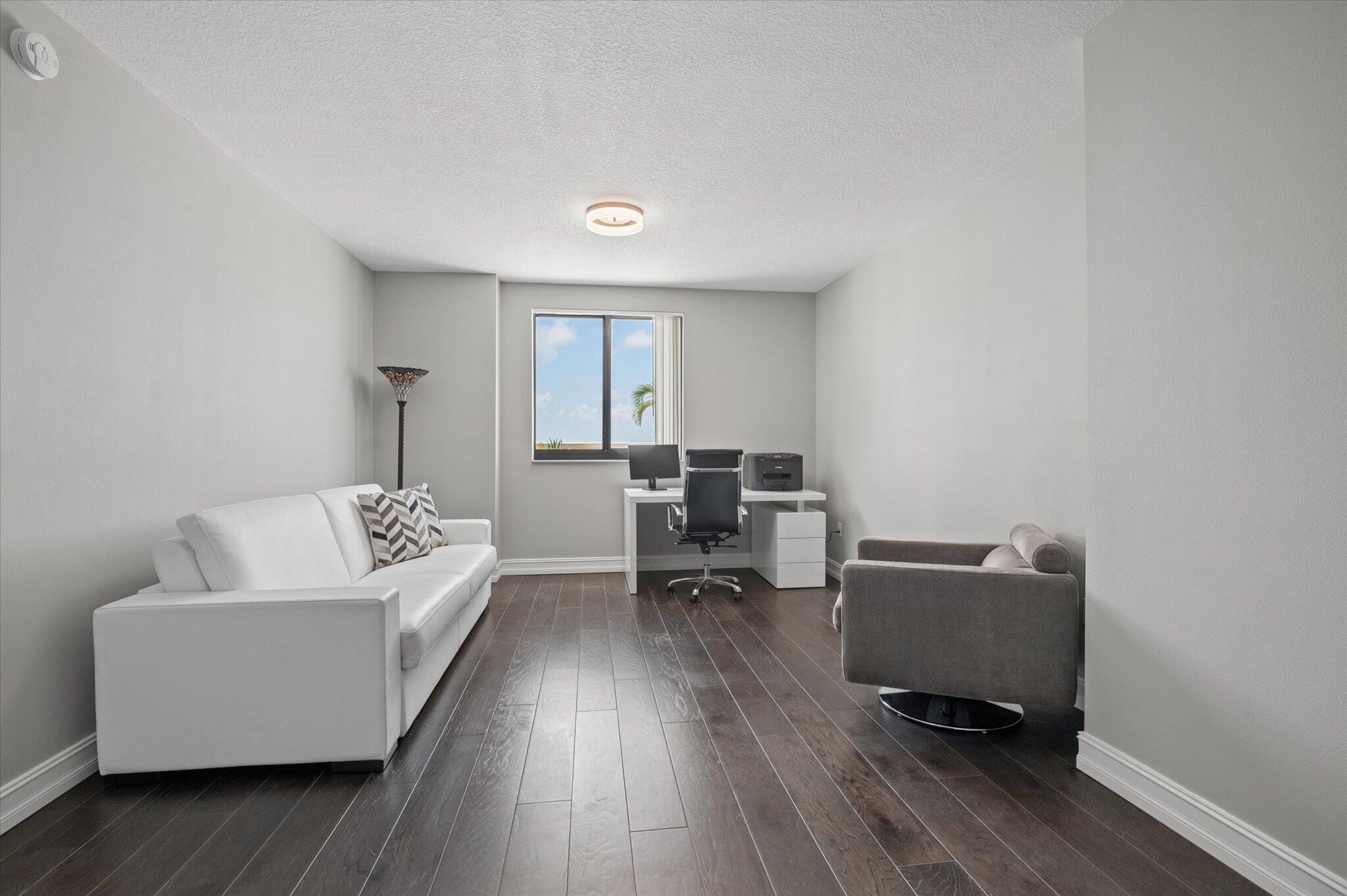 110 N Federal Highway Ph 3 Property Photo 31