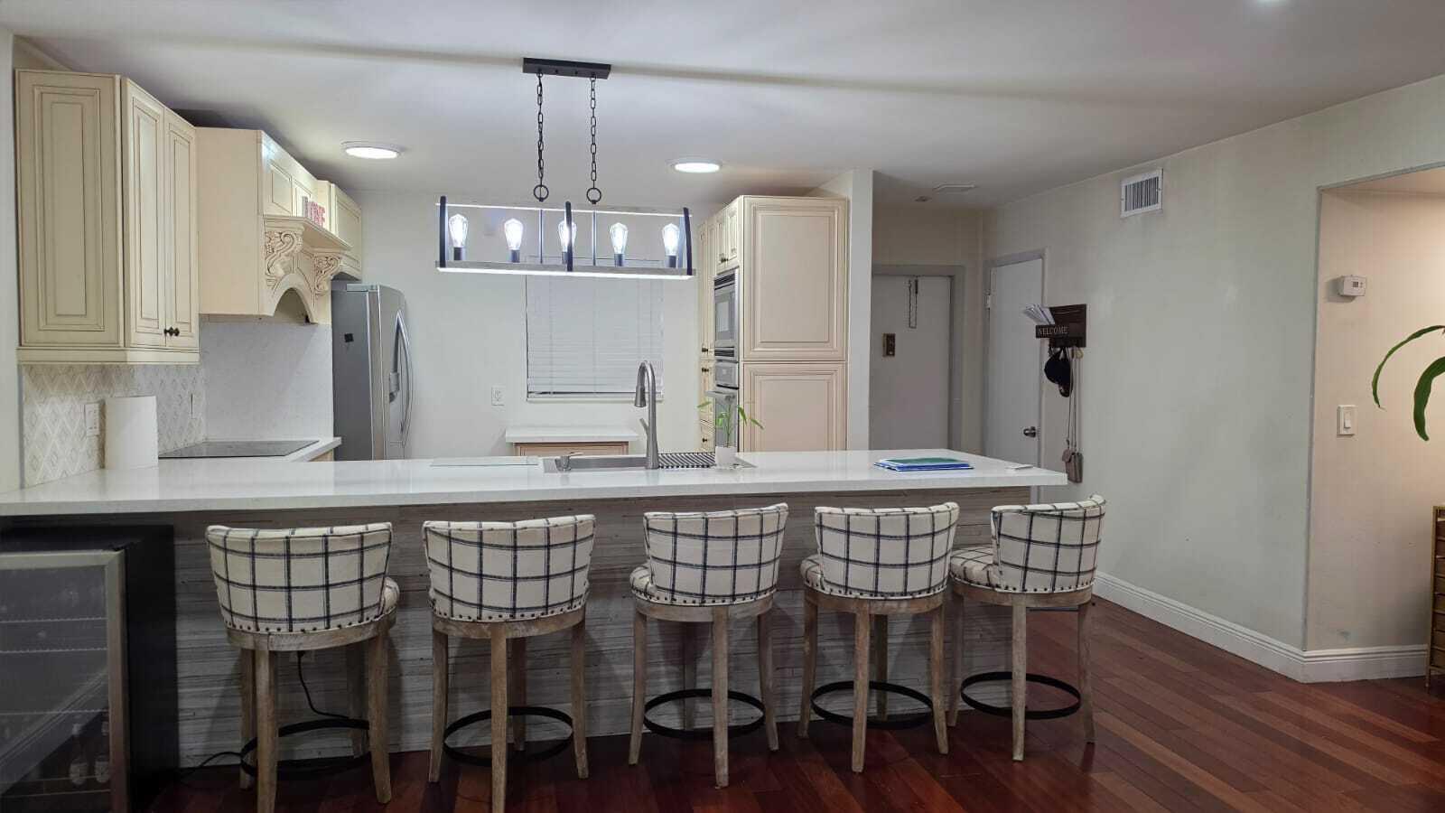 100 Ashbury Road 206 Property Photo 5