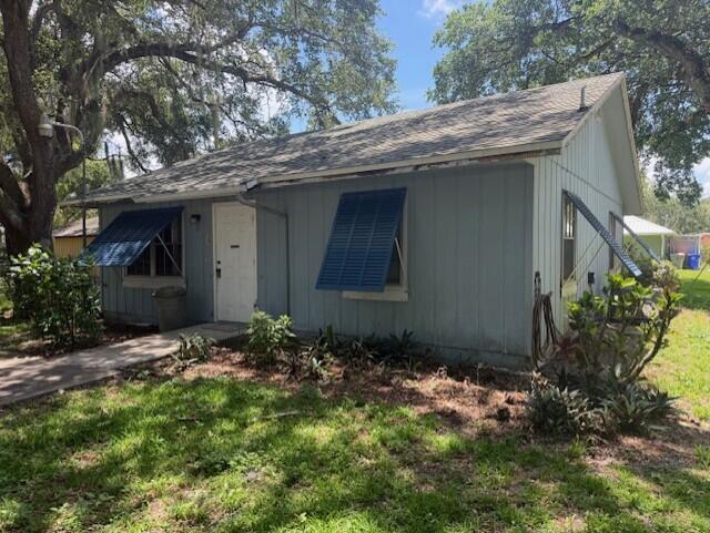 15 48TH Avenue