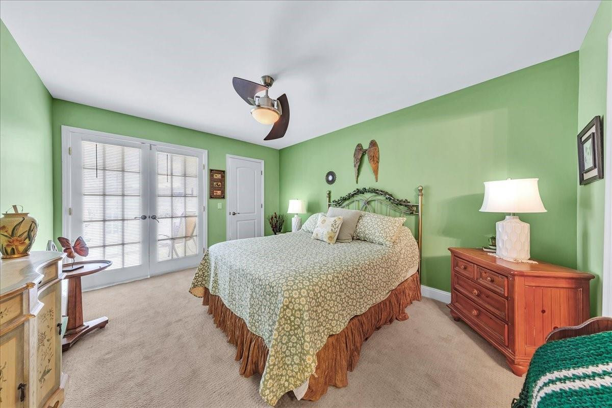 2047 Wolverton C Property Photo 15
