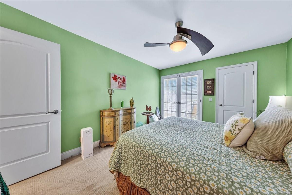 2047 Wolverton C Property Photo 18