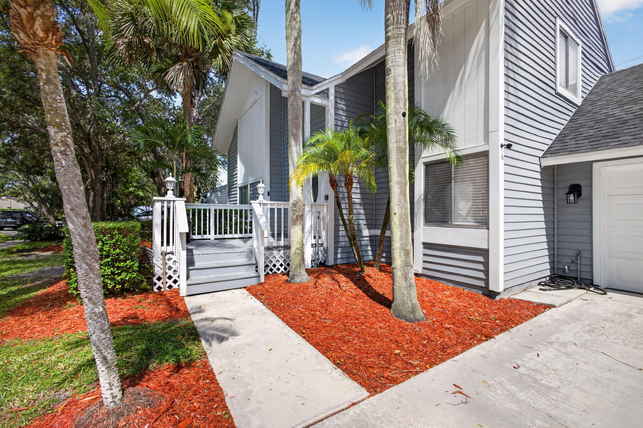 18371 Flagship Circle Property Photo 2