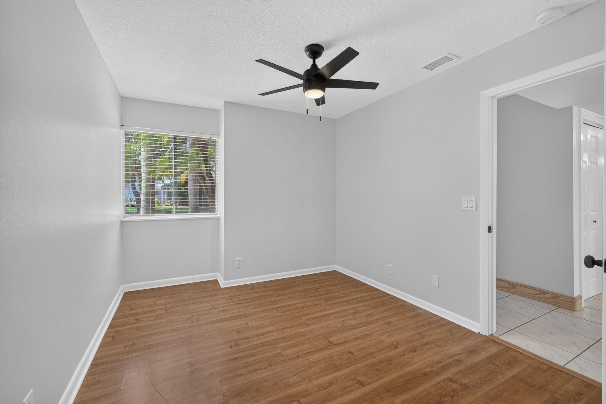 18371 Flagship Circle Property Photo 10