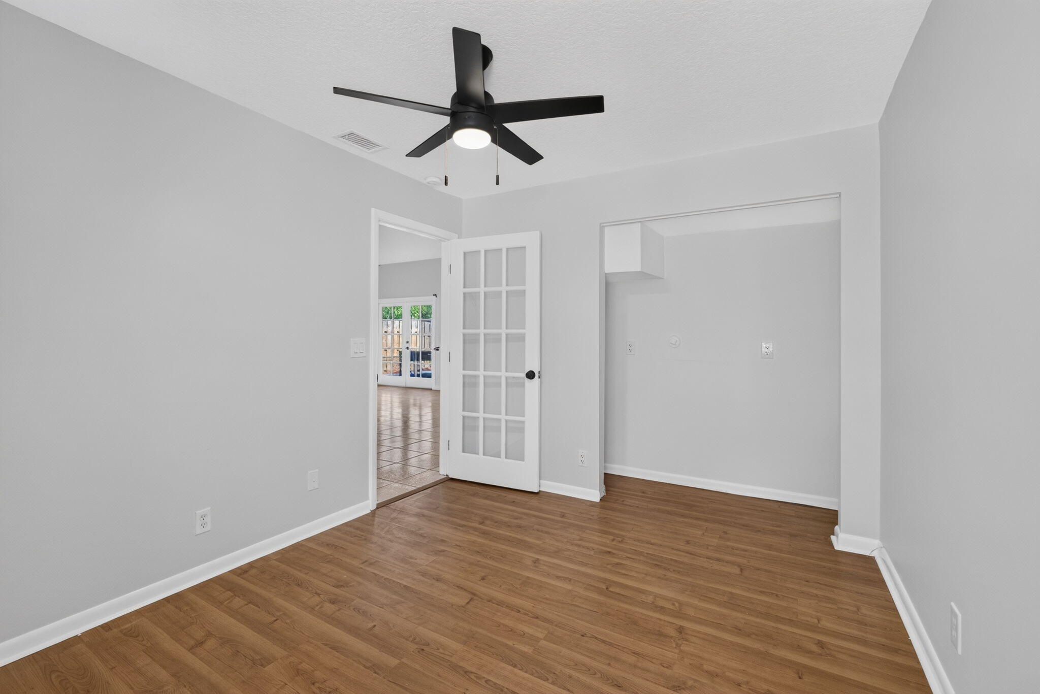 18371 Flagship Circle Property Photo 11