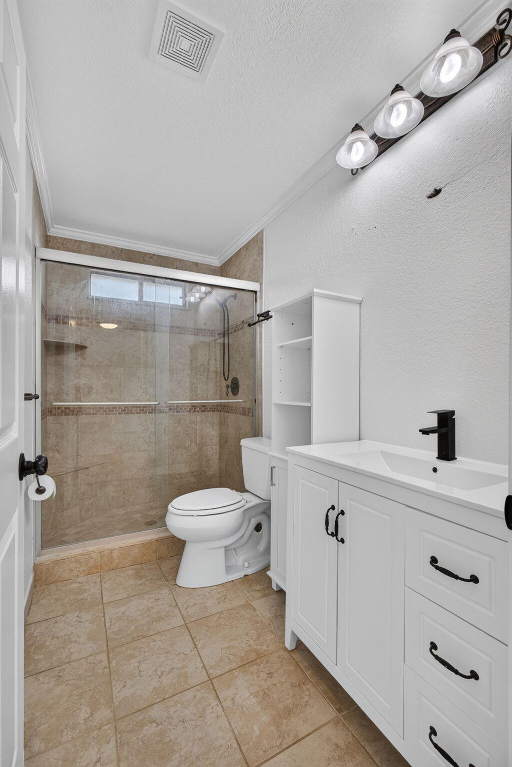 18371 Flagship Circle Property Photo 14