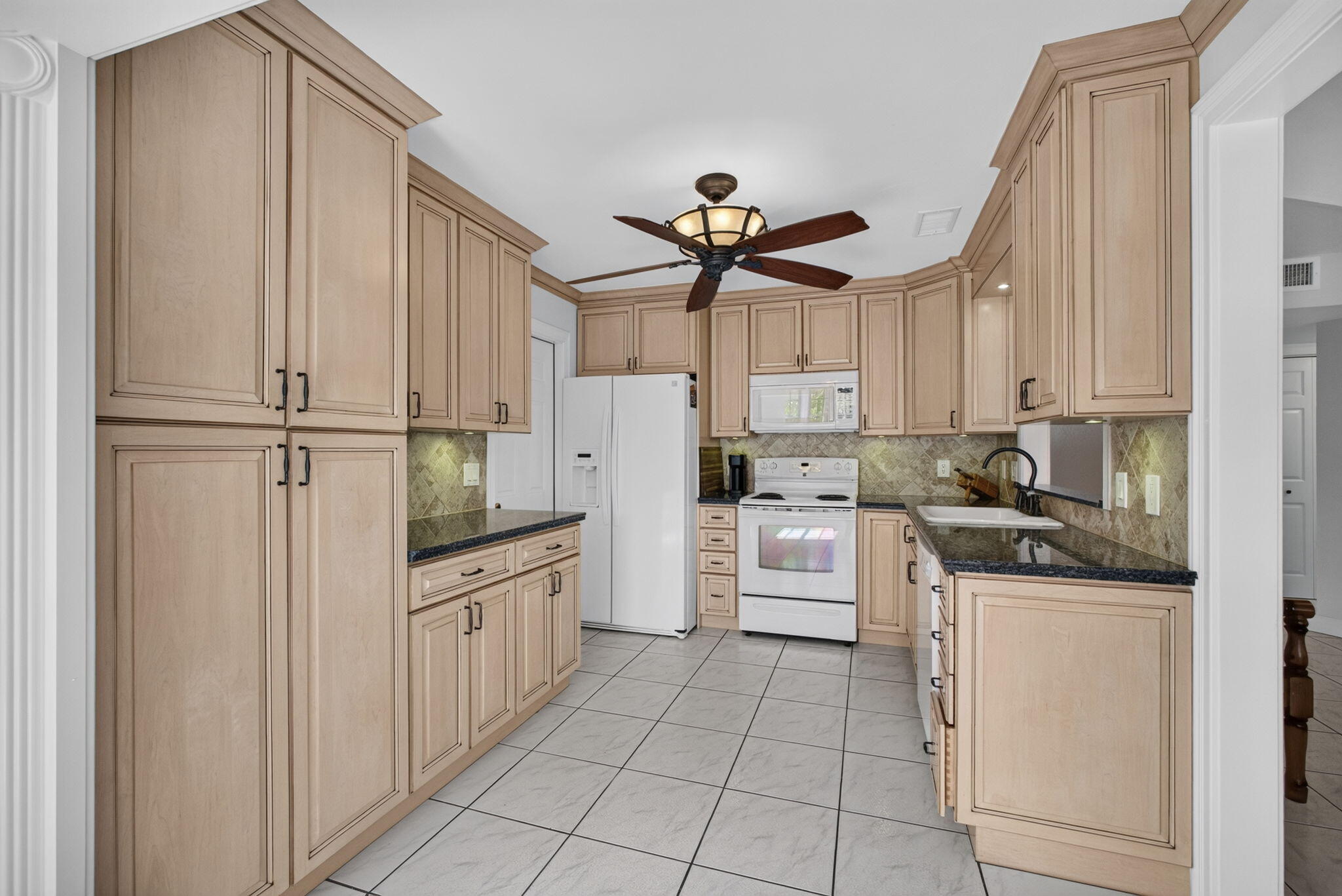 18371 Flagship Circle Property Photo 18