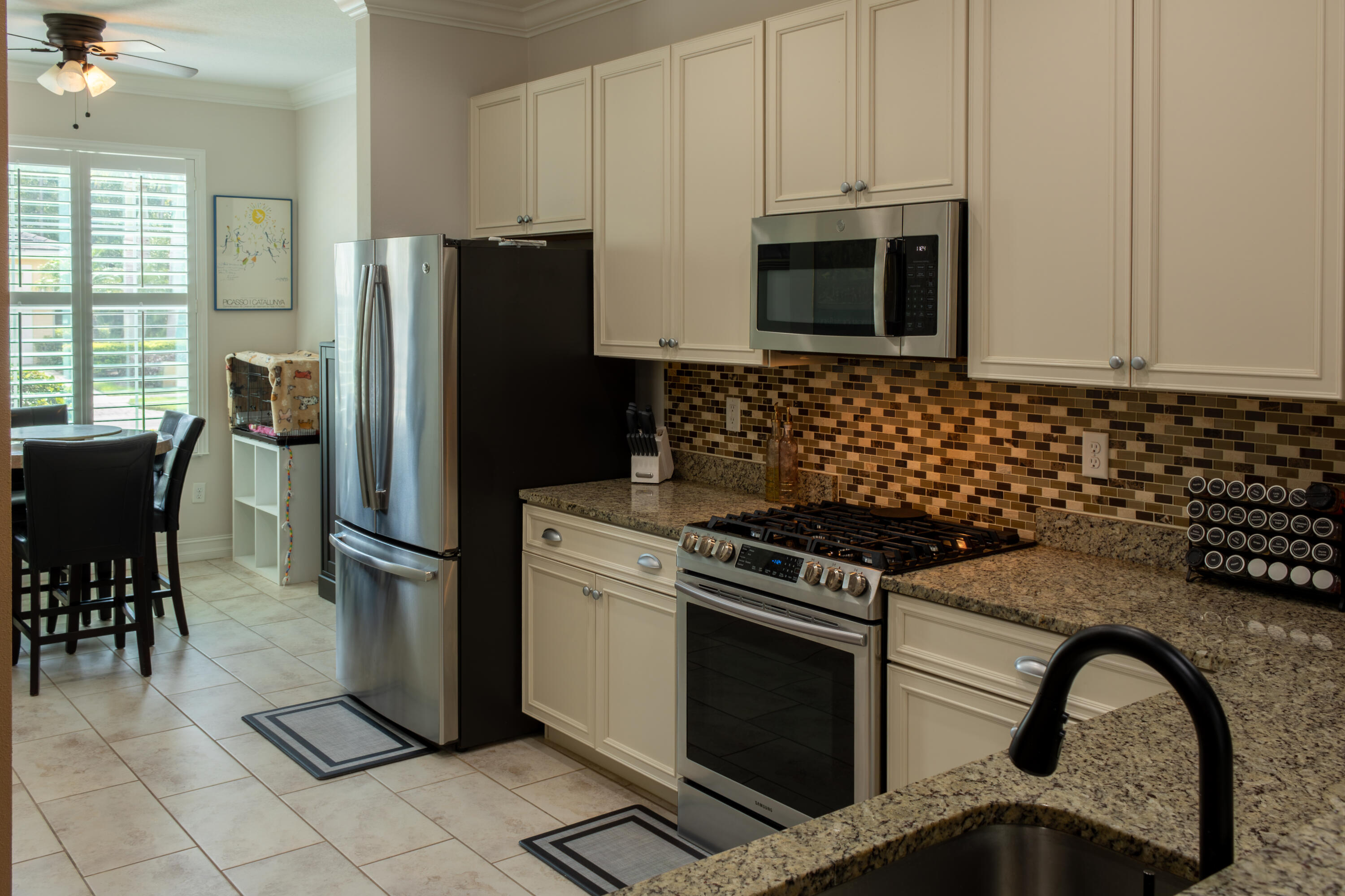 6125 Nw Wick Lane Property Photo 15