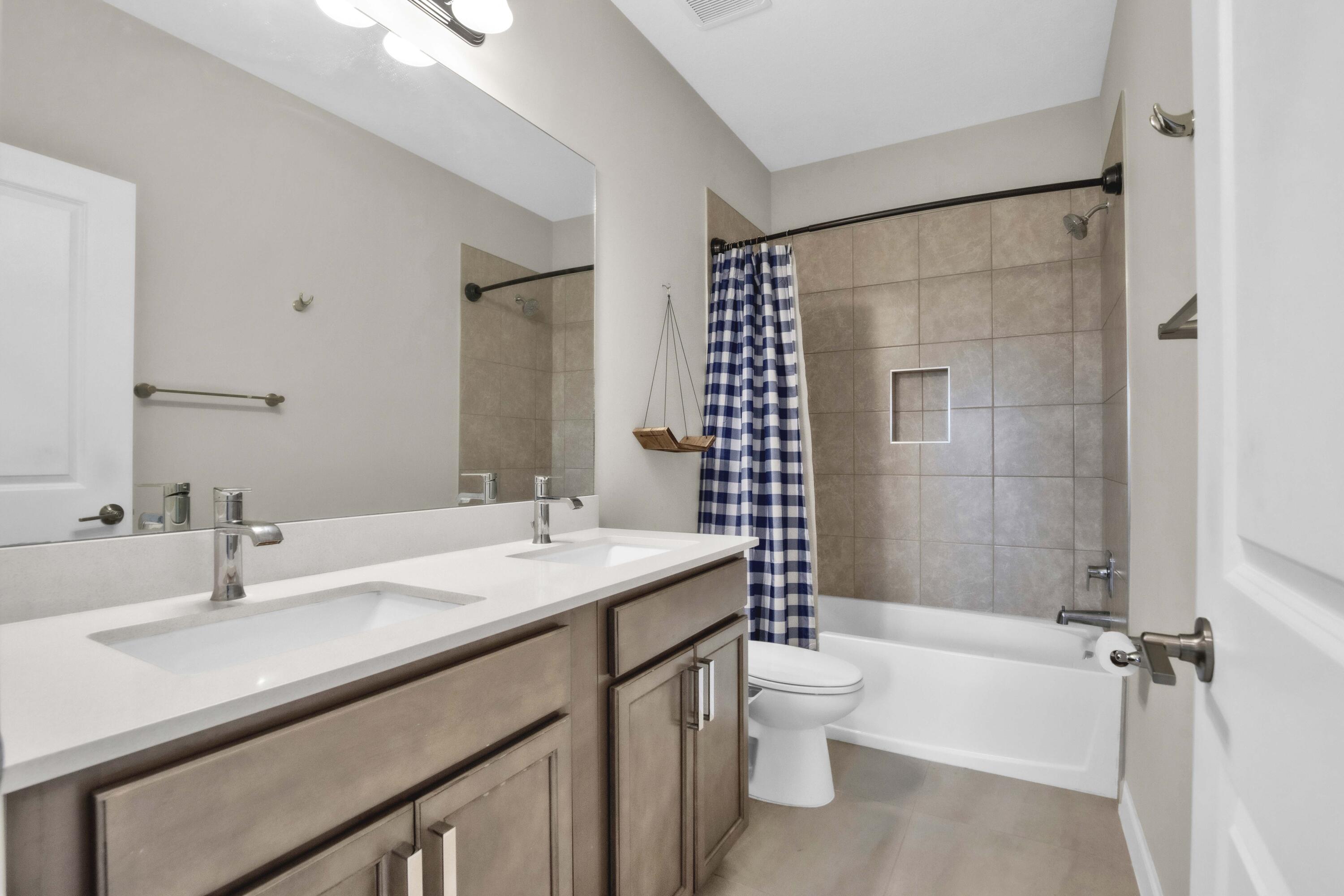 1304 Whitcombe Drive Property Photo 19