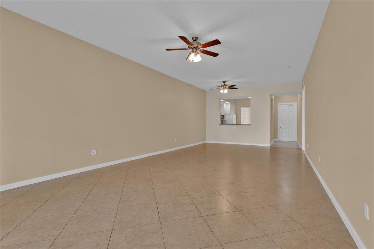 5 Harbour Isle Drive E 103 Garage Option Property Photo 10