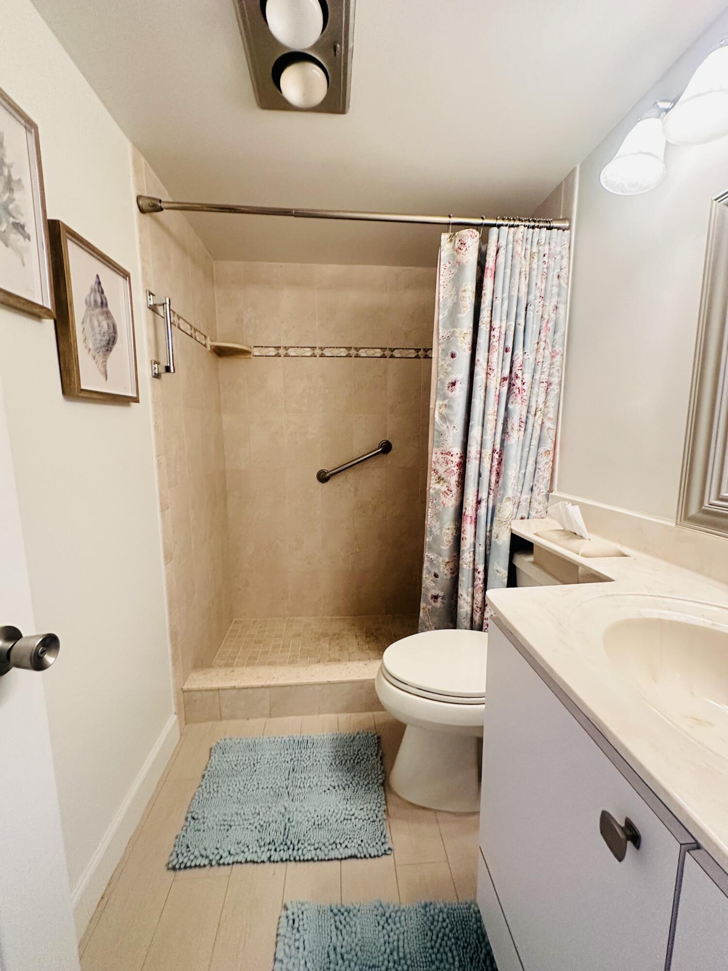 371 Markham Q Property Photo 15