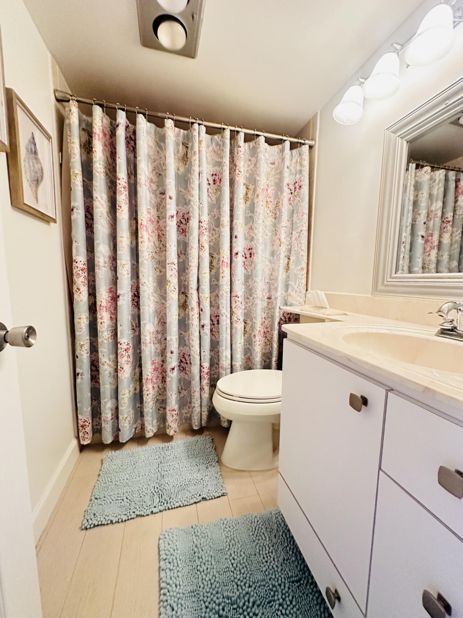 371 Markham Q Property Photo 18