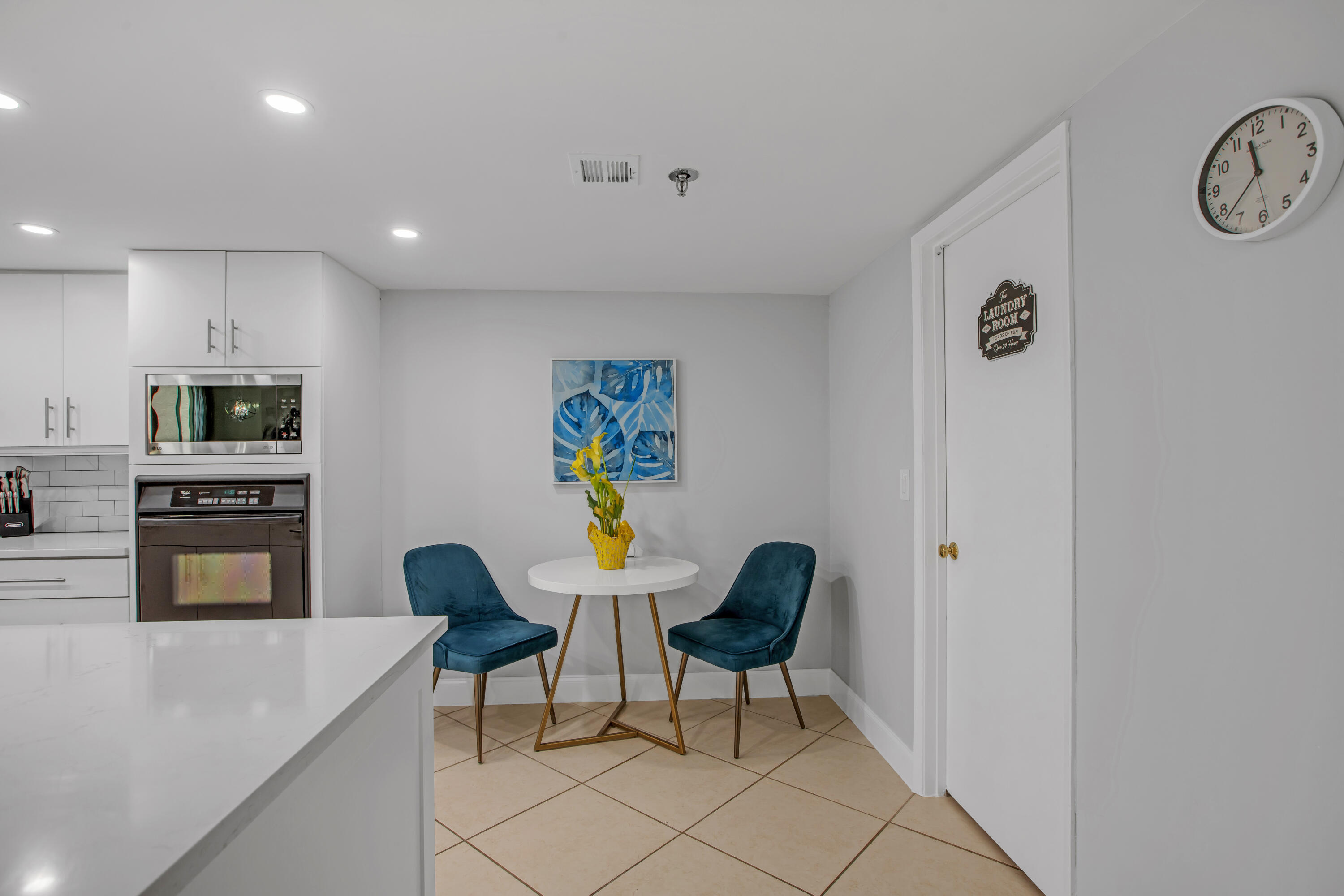 955 Egret Circle 104 Property Photo 12