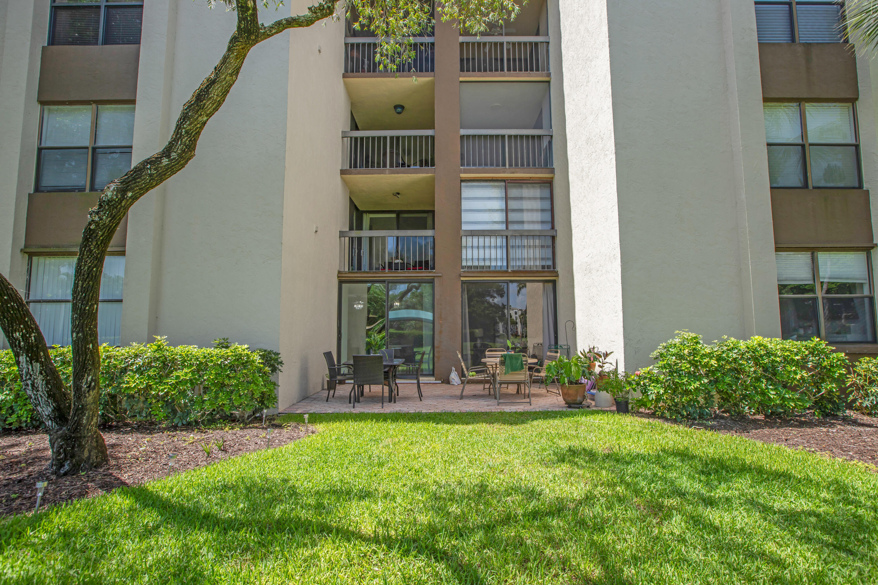 955 Egret Circle 104 Property Photo 38