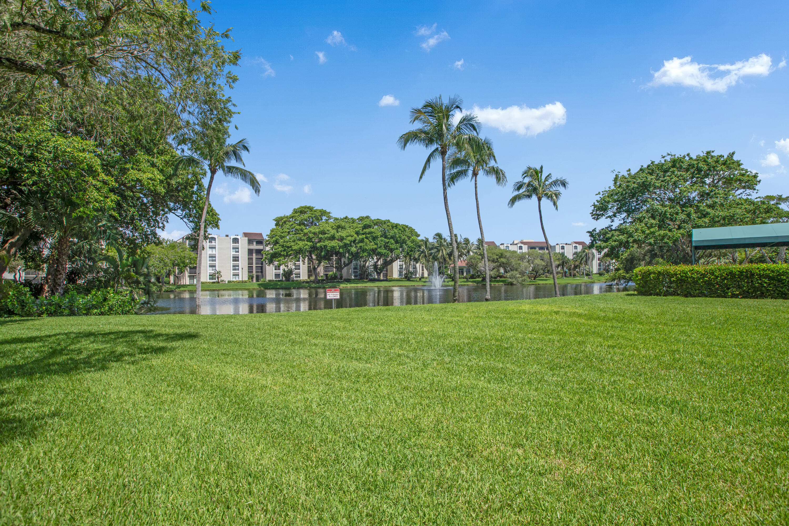 955 Egret Circle 104 Property Photo 40