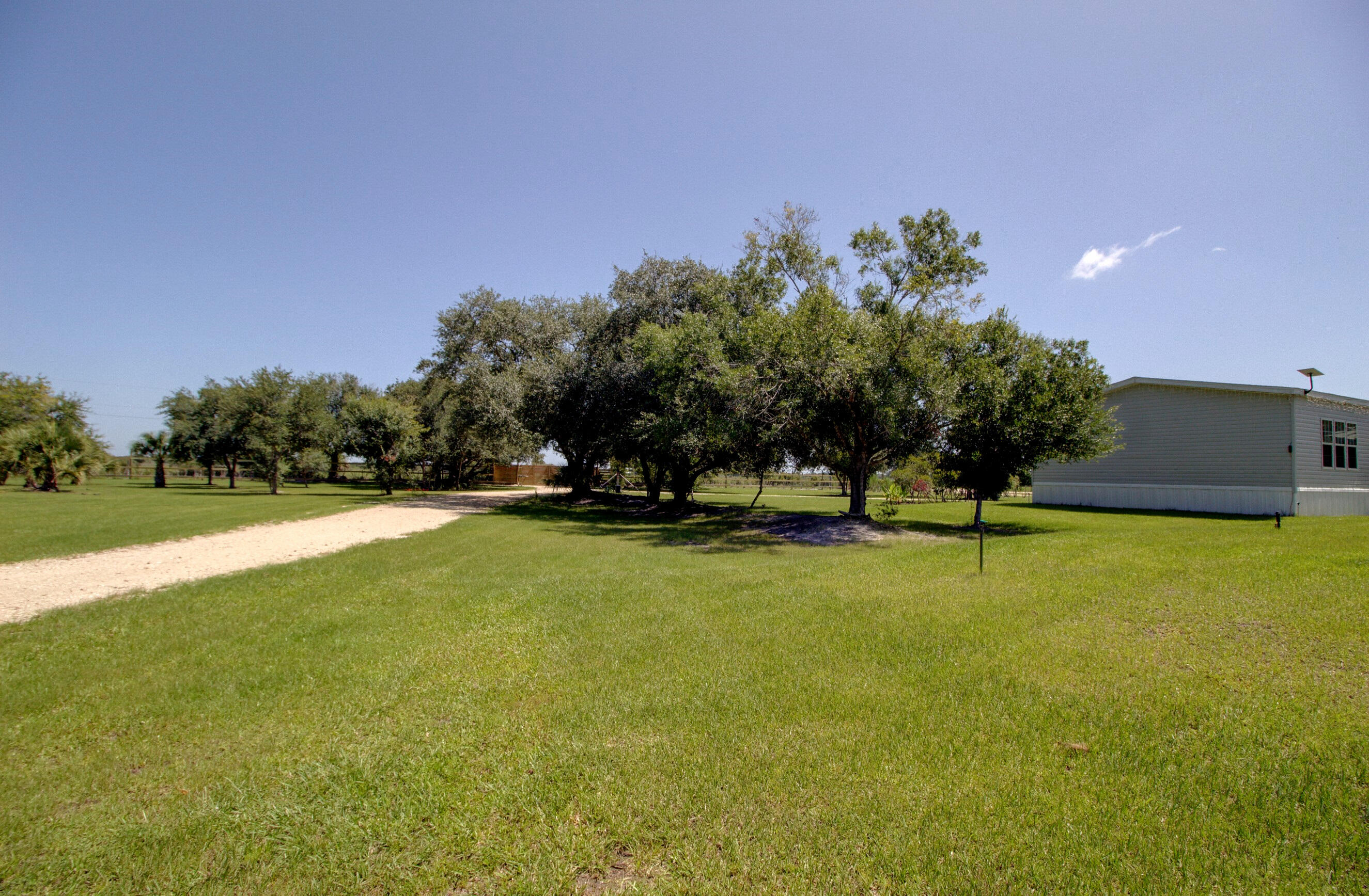 19034 Nw 292nd Street Property Photo 30