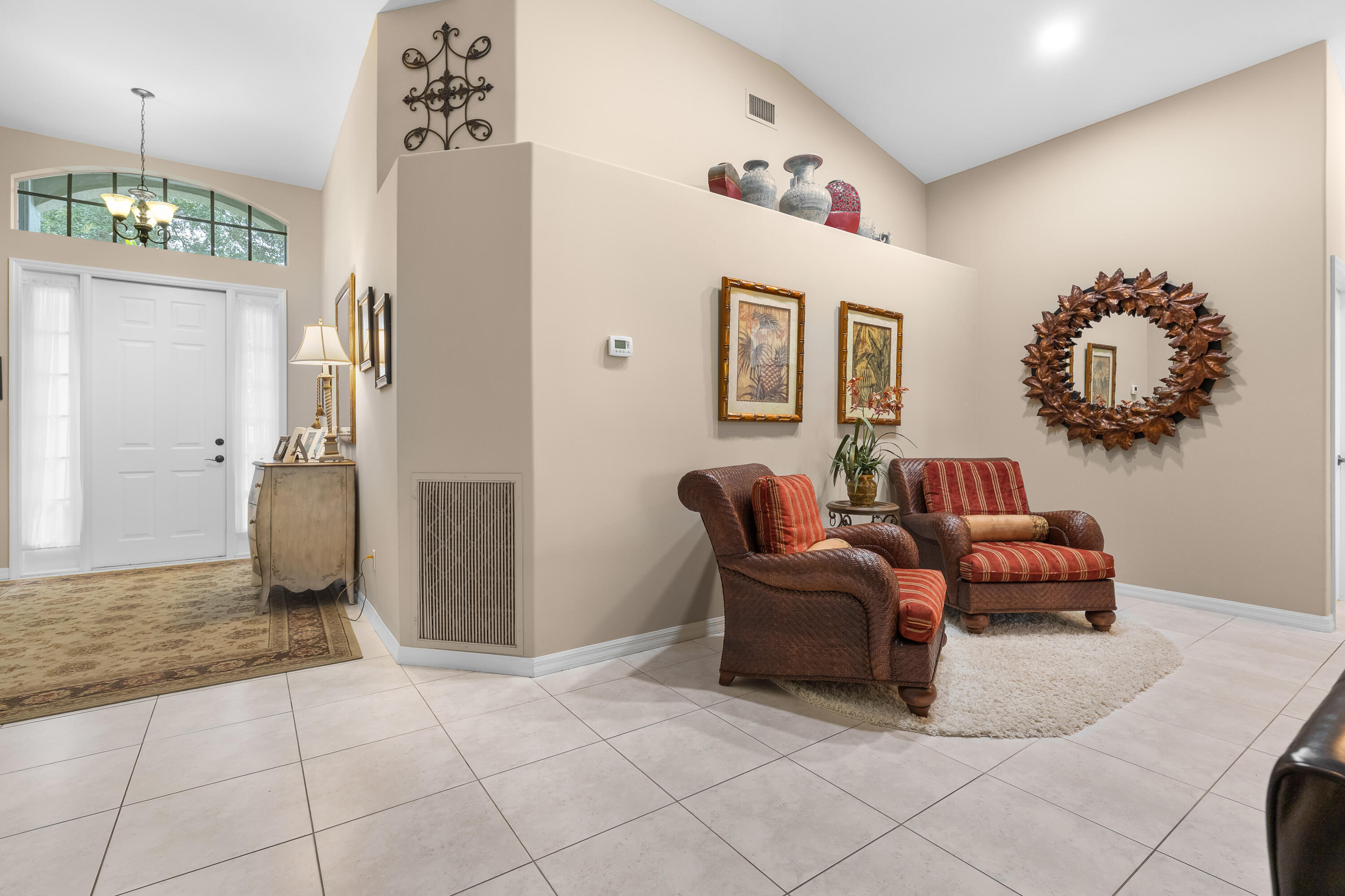 210 Champagne Court Sw Property Photo 10