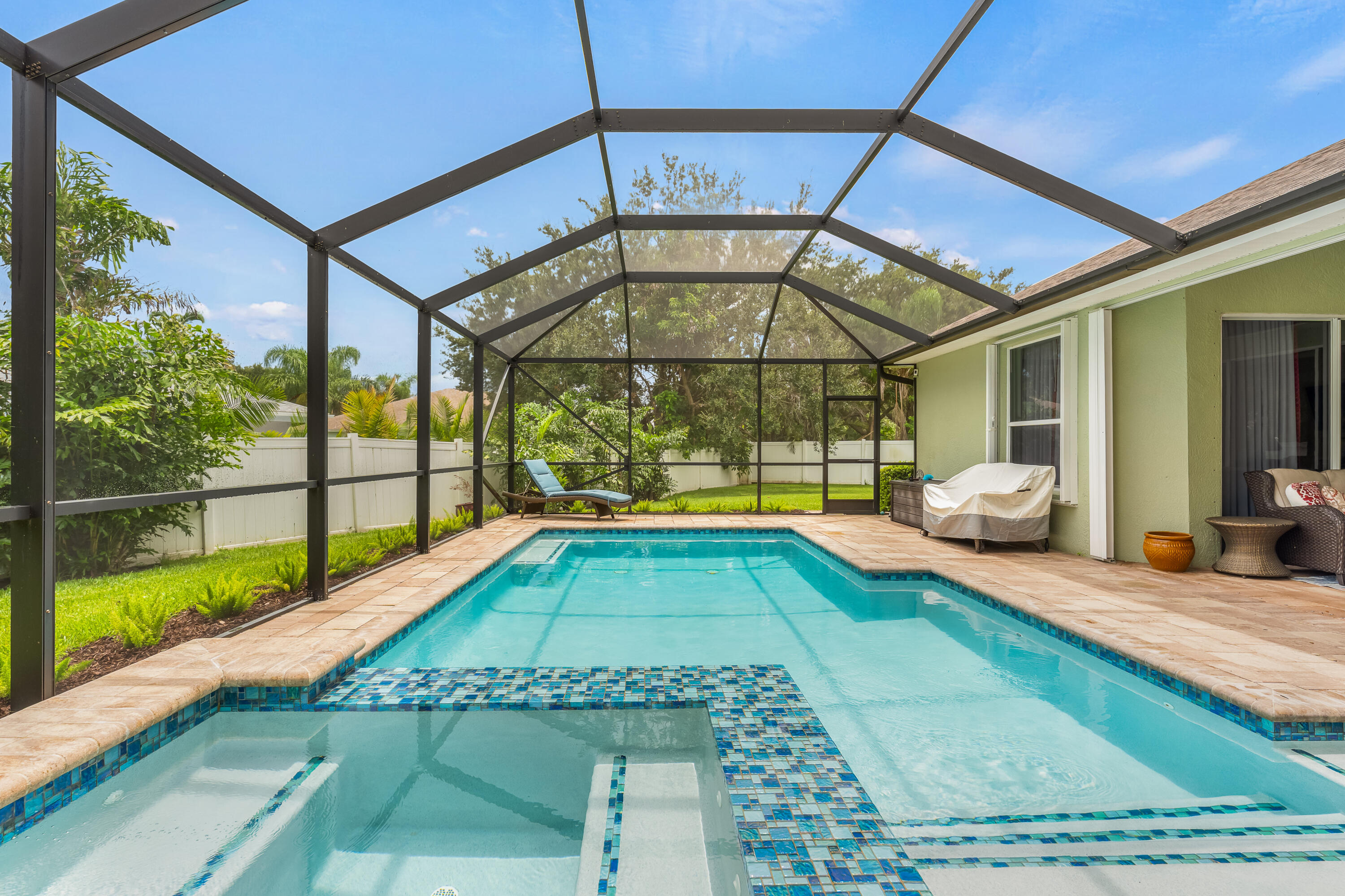 210 Champagne Court Sw Property Photo 43
