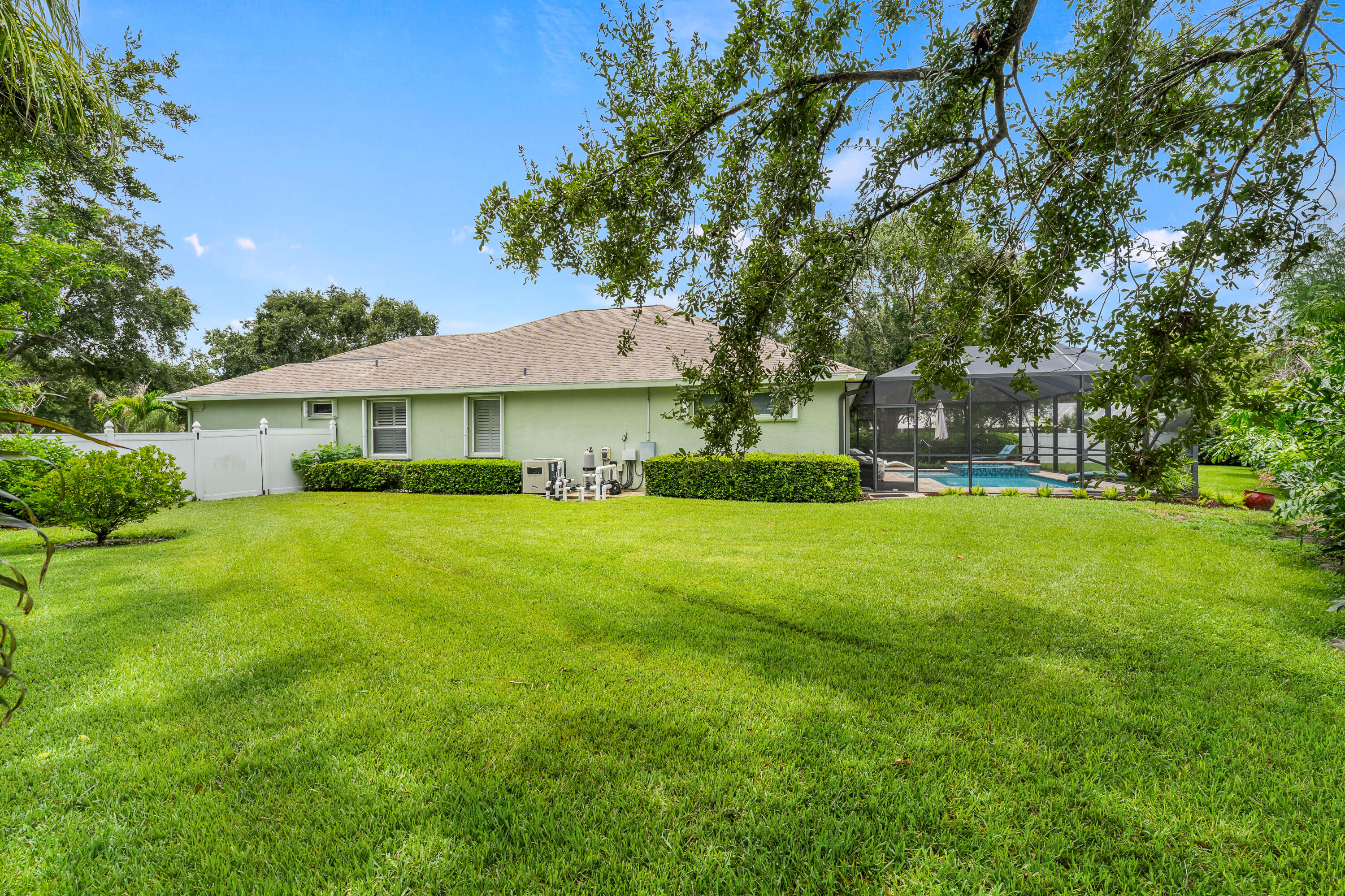 210 Champagne Court Sw Property Photo 45
