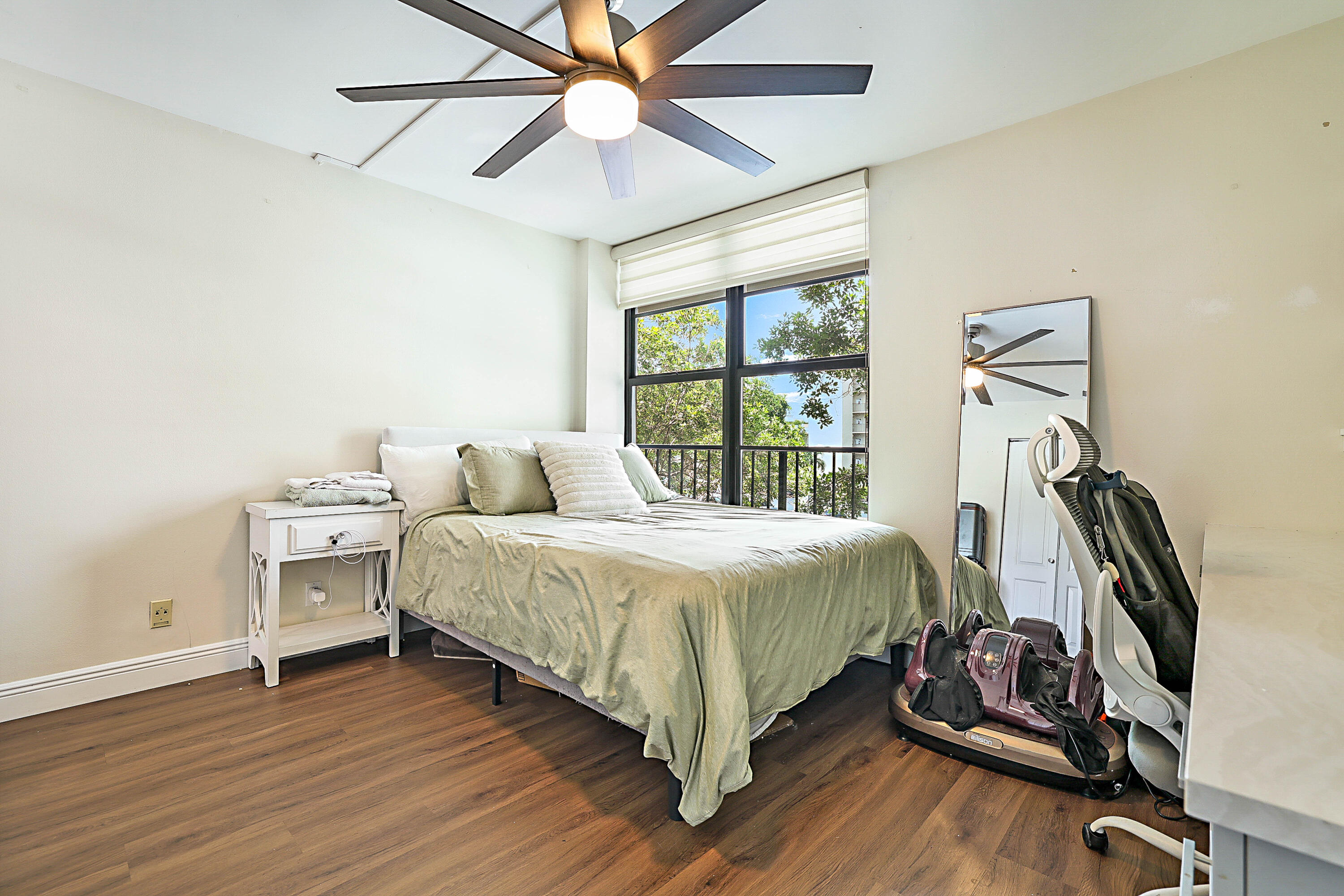 8 Royal Palm Way 3010 Property Photo 18