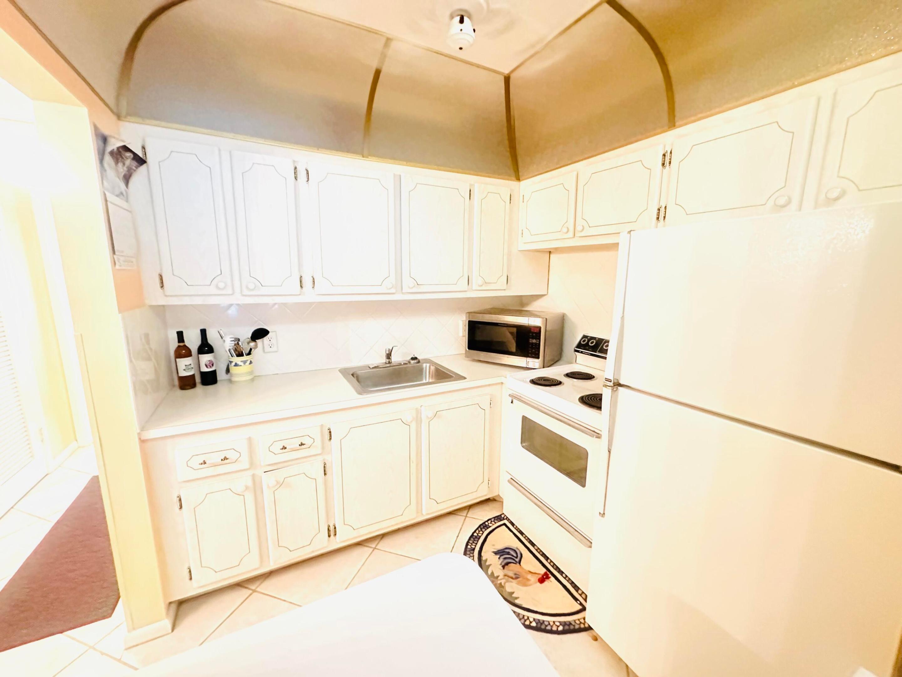 59 Oakridge E Property Photo 9
