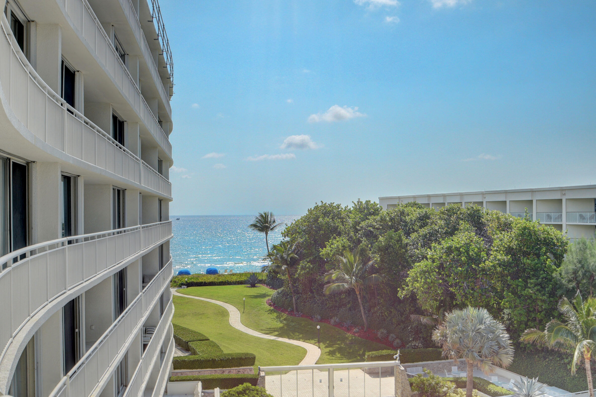 2780 S Ocean Boulevard 510 Property Photo 2