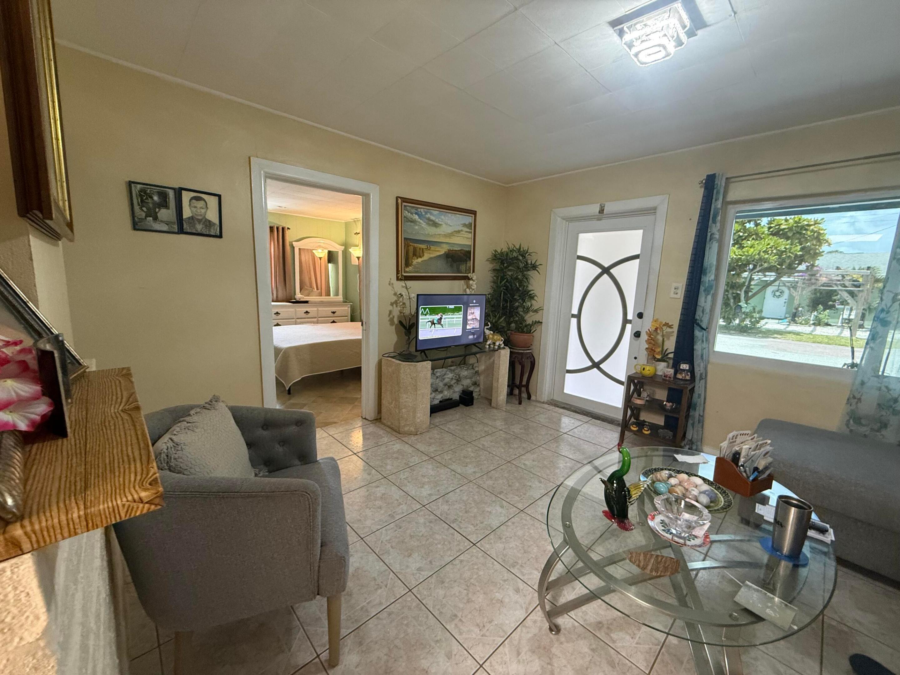 3 Kidd Street Property Photo 6