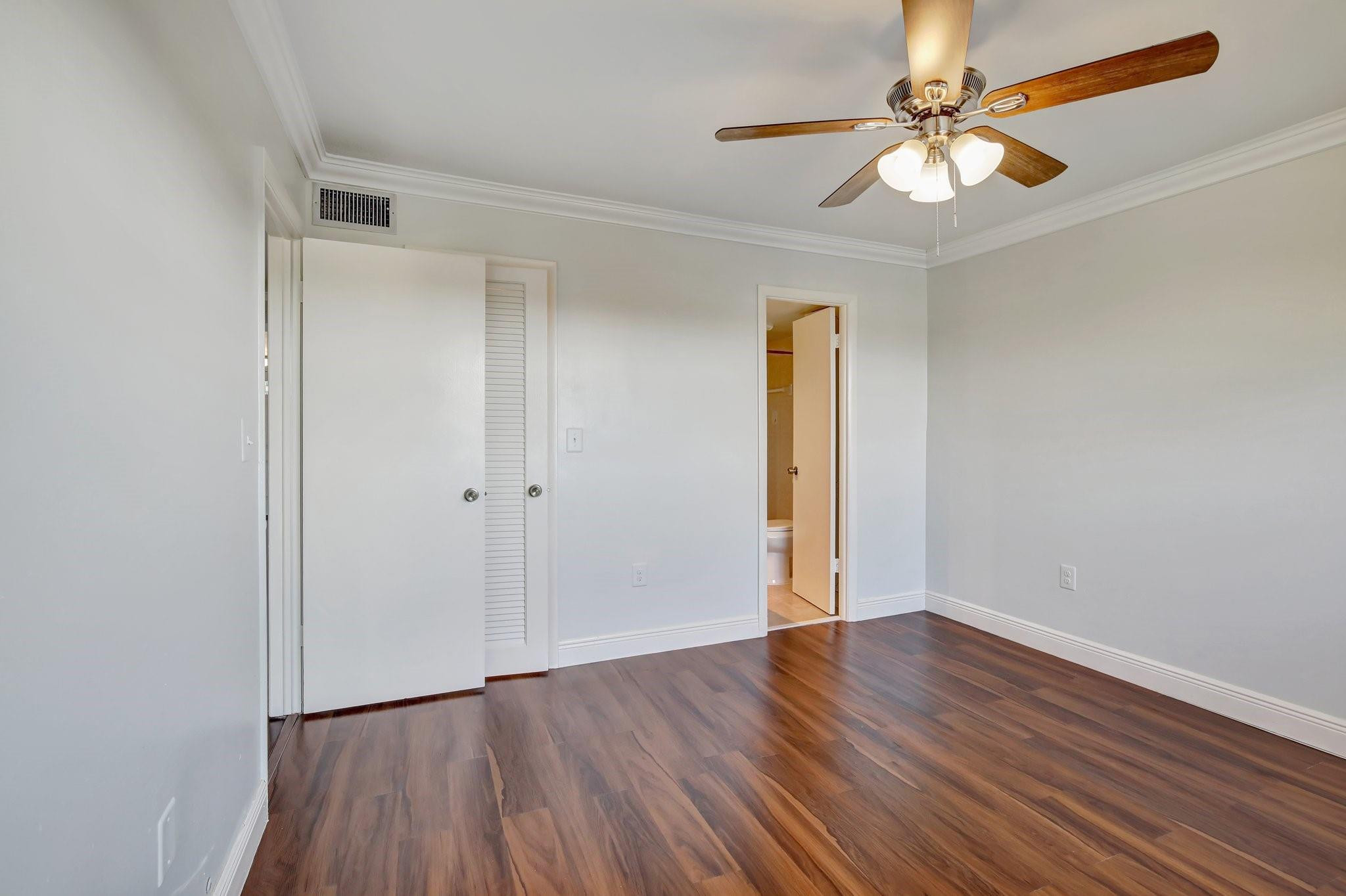 8225 Sunrise Lakes Boulevard 303 Property Photo 23