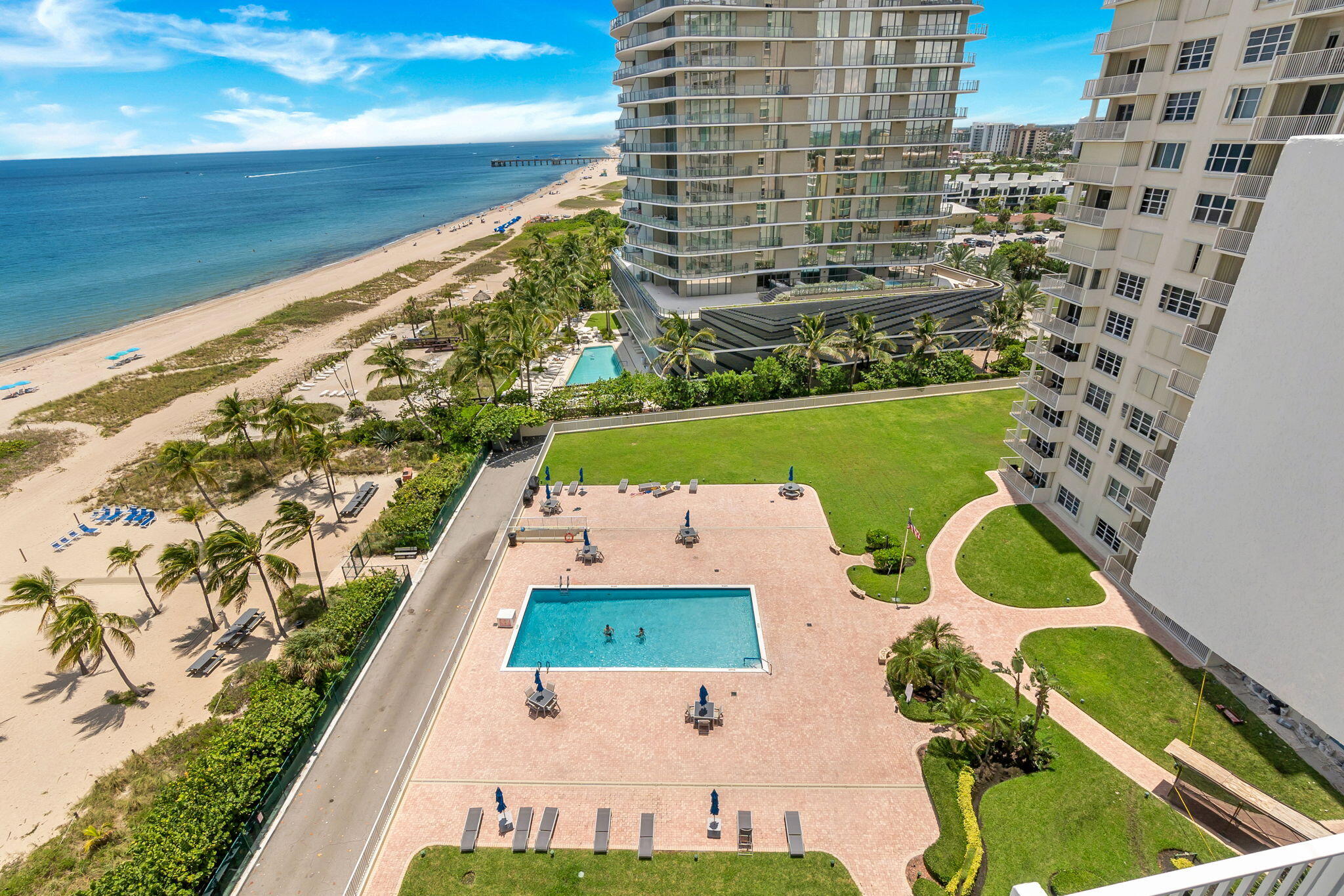 750 N Ocean Boulevard 1202 Property Photo 3