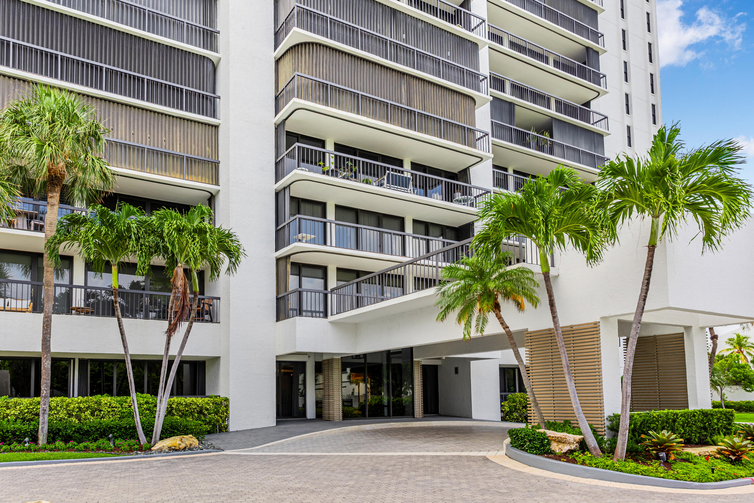 4748 S Ocean Boulevard 205 Property Photo 48