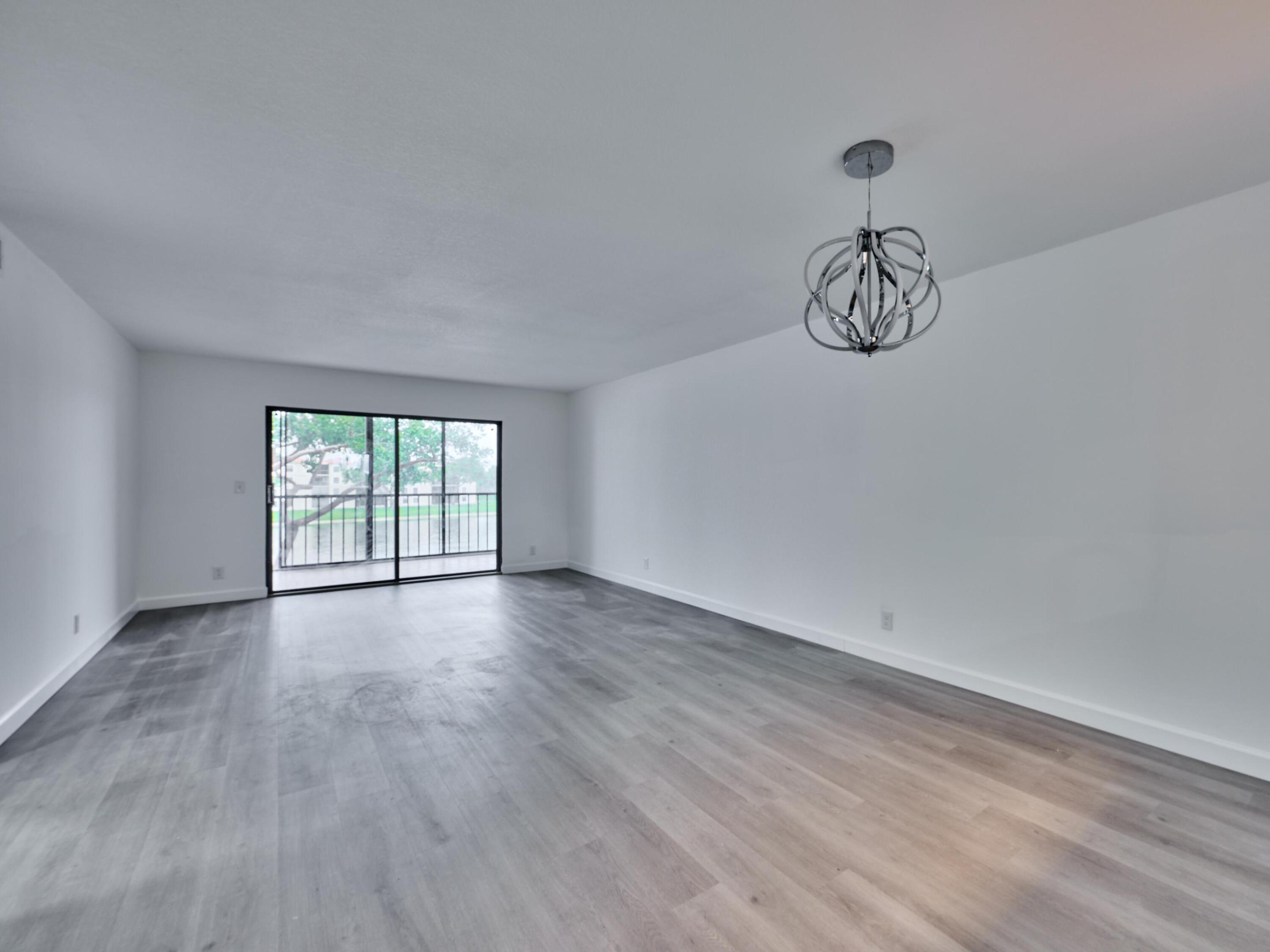 6193 Pointe Regal Circle 306 Property Photo 16