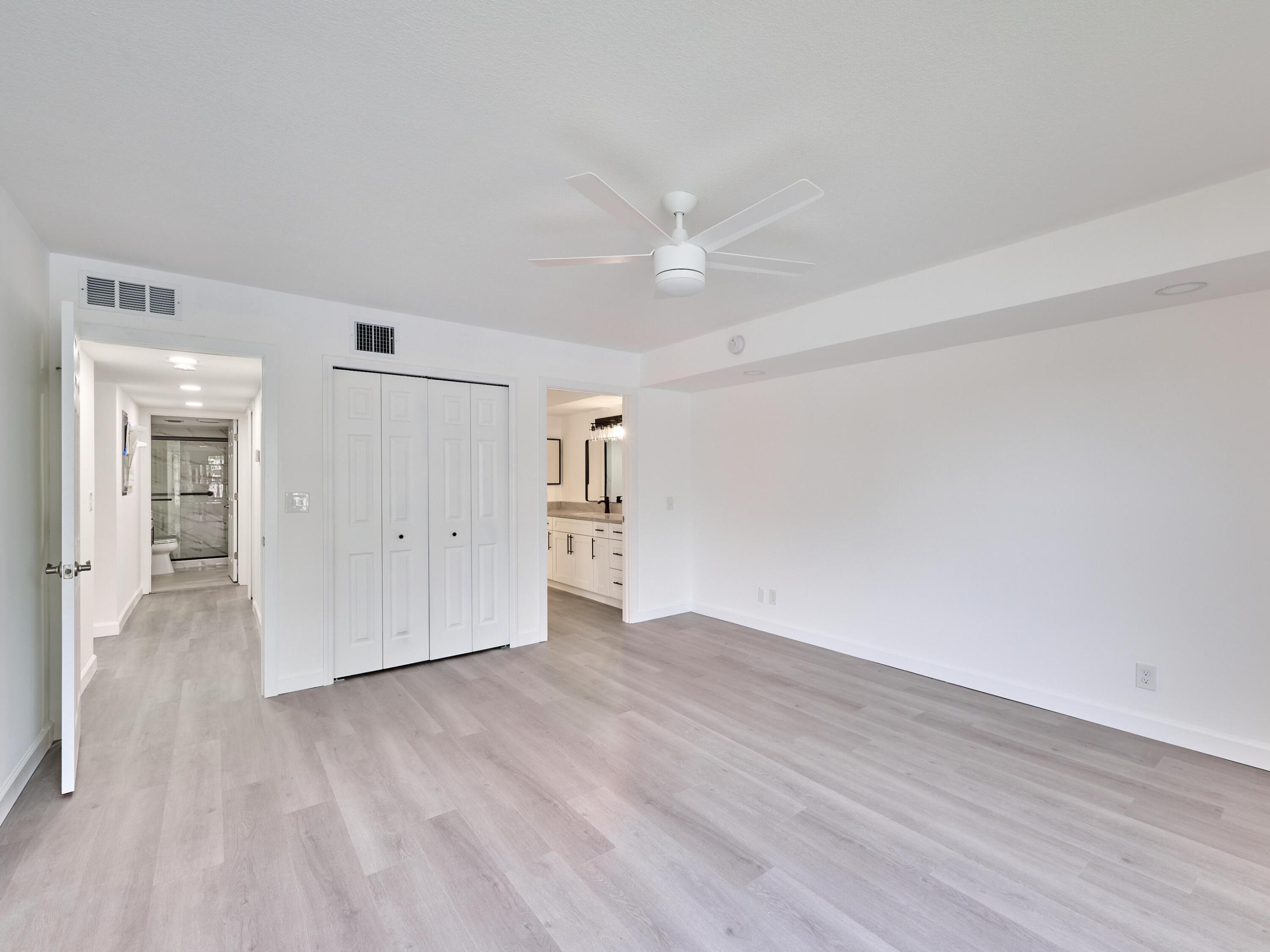 6193 Pointe Regal Circle 306 Property Photo 23