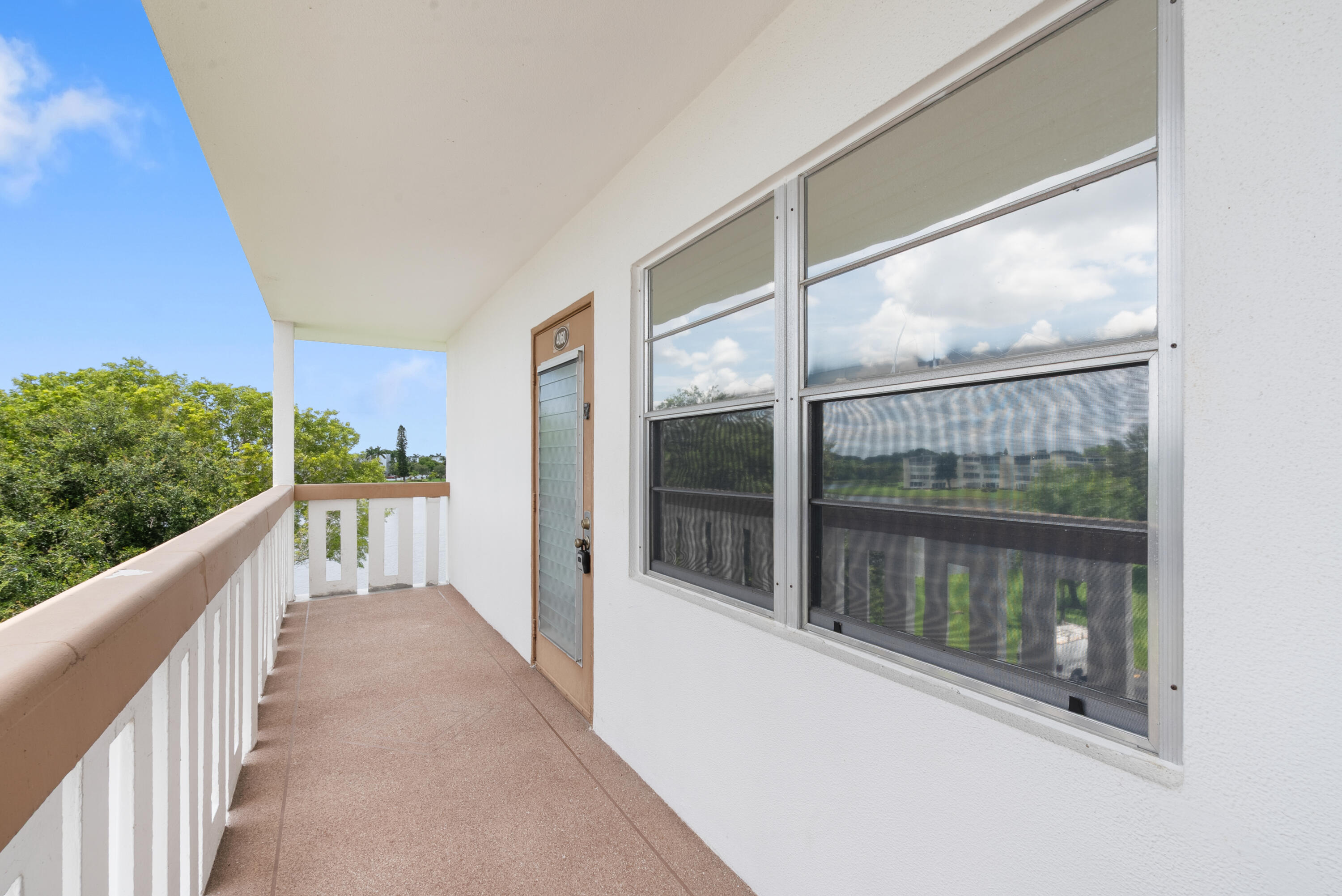 4060 Cornwall C Property Photo 2