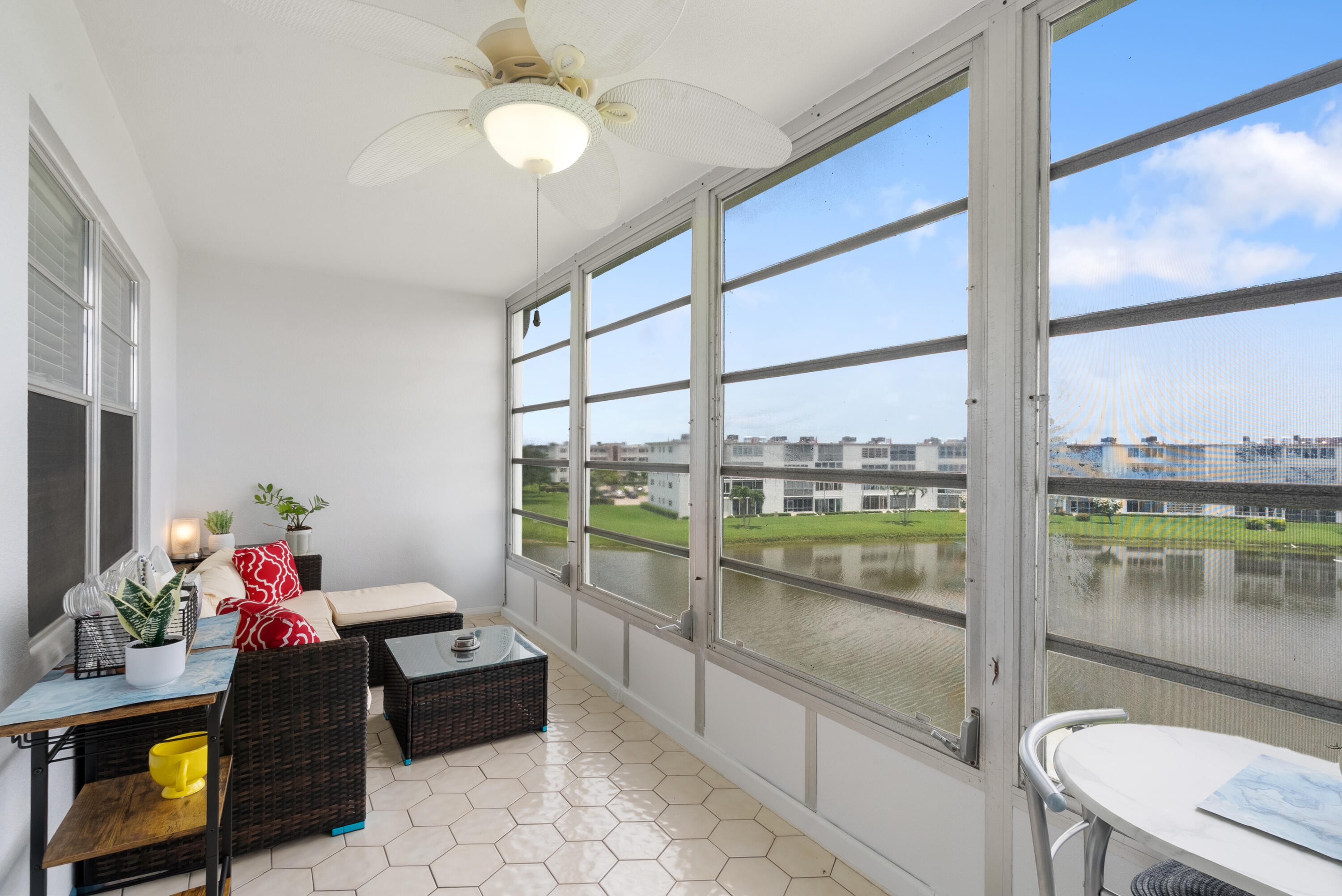 4060 Cornwall C Property Photo 17