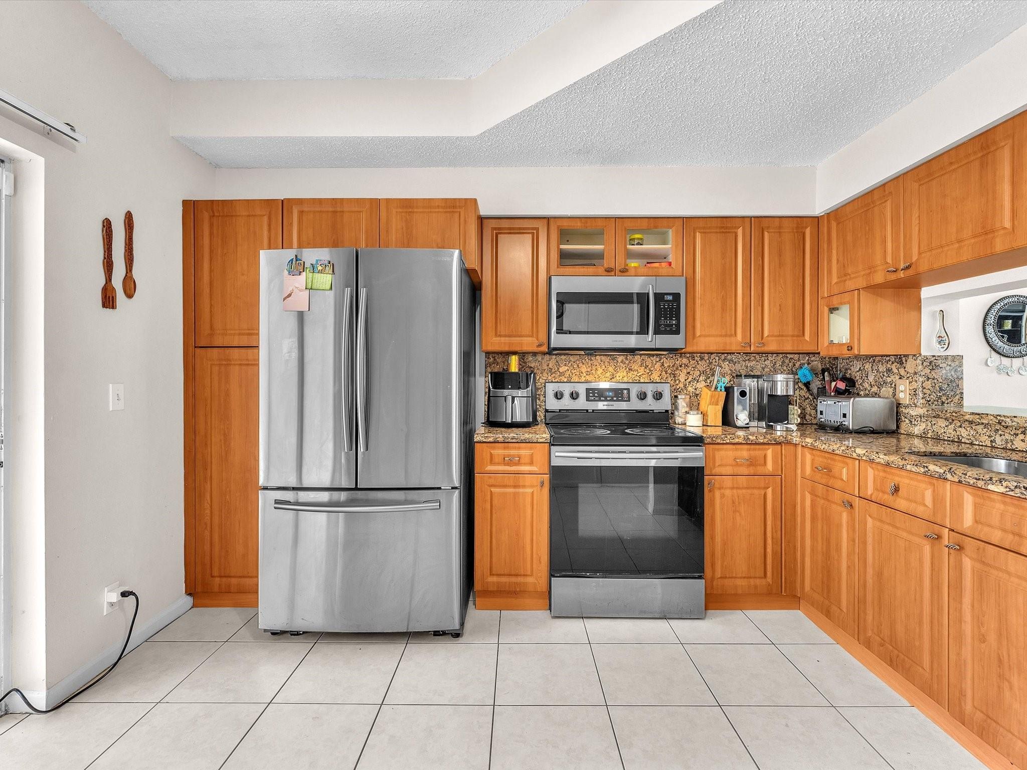 9850 Nw 57th Manor Property Photo 10