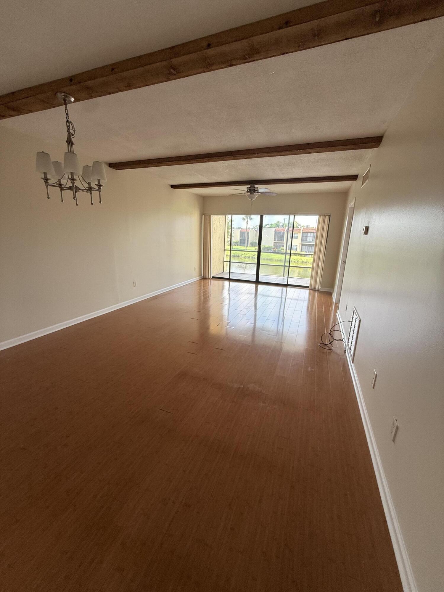 2050 Oleander Boulevard 6-202 Property Photo 2