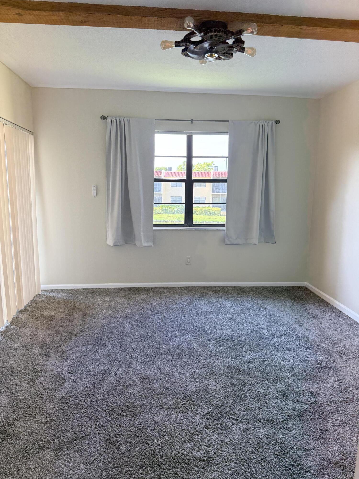 2050 Oleander Boulevard 6-202 Property Photo 7