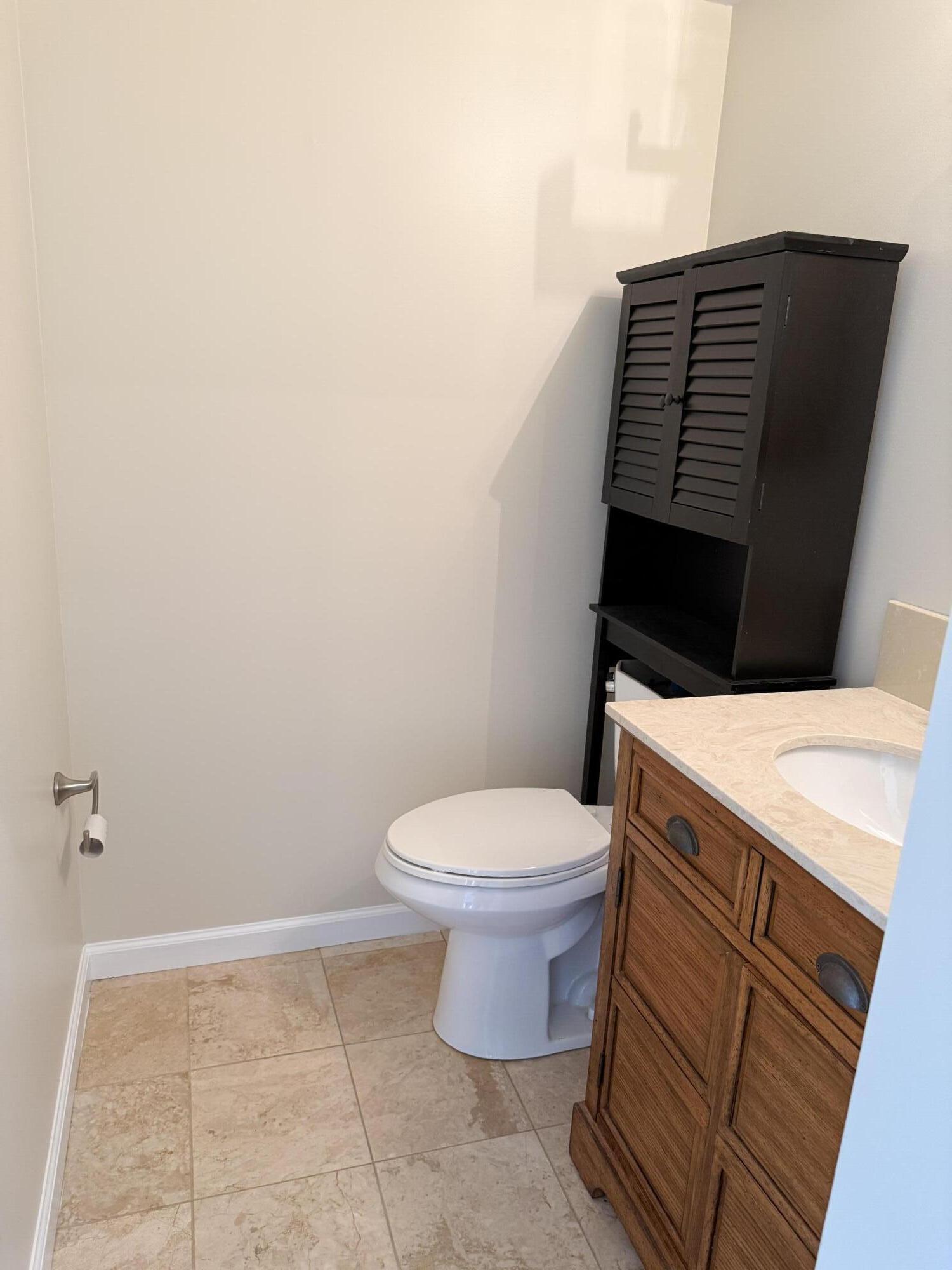 2050 Oleander Boulevard 6-202 Property Photo 9