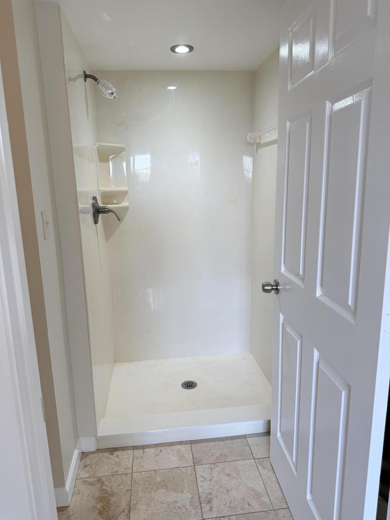 2050 Oleander Boulevard 6-202 Property Photo 10