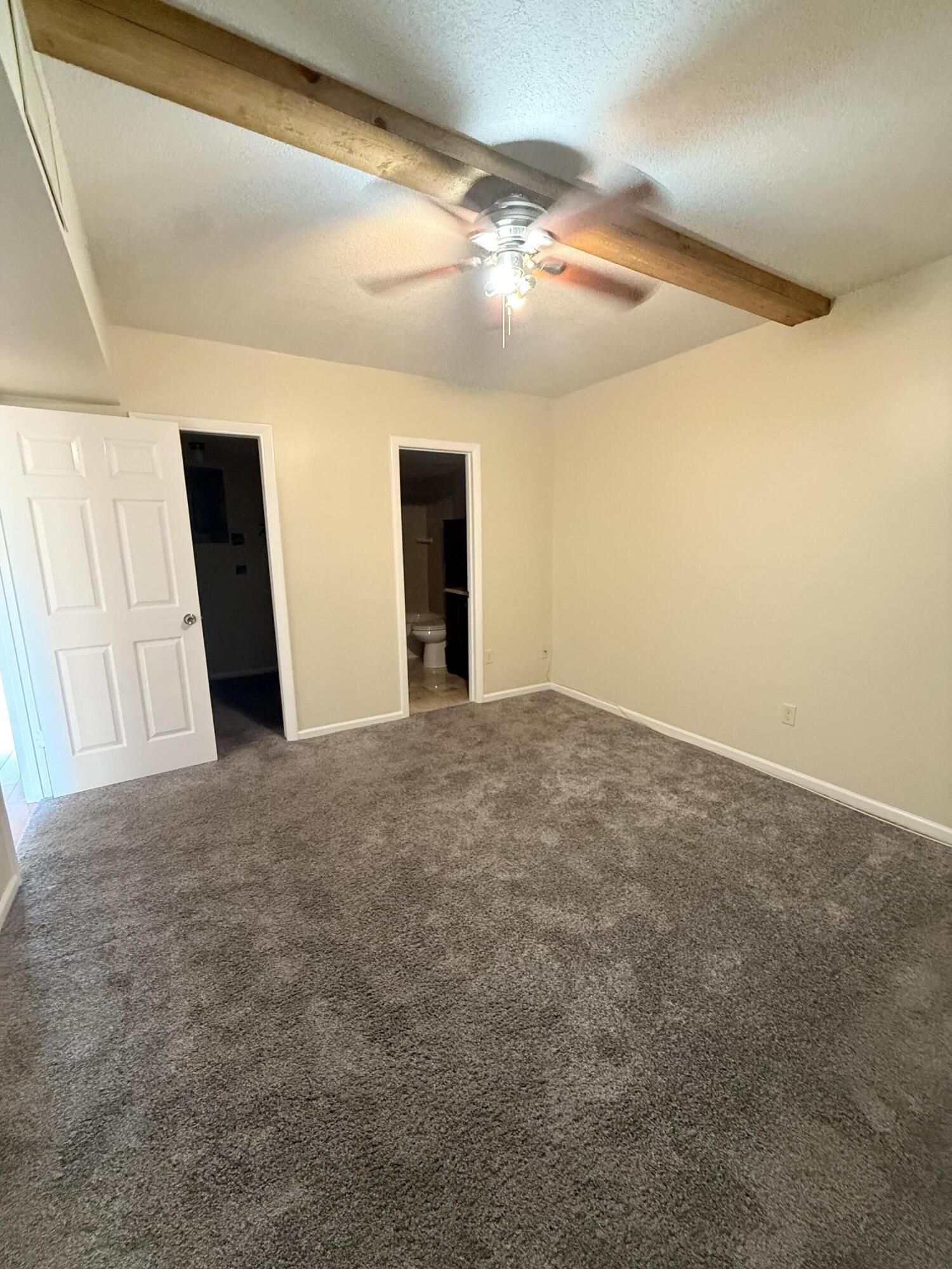 2050 Oleander Boulevard 6-202 Property Photo 13