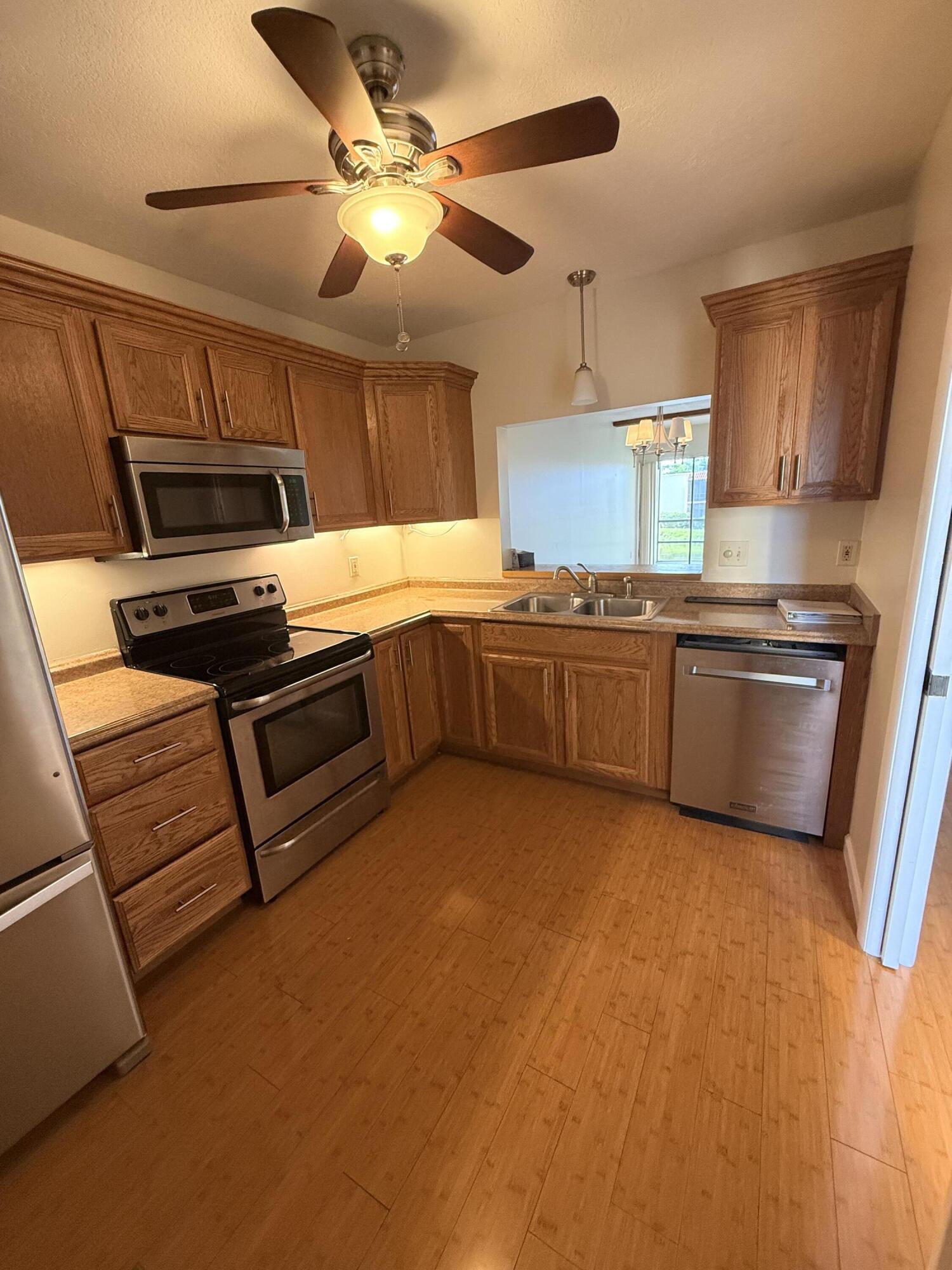 2050 Oleander Boulevard 6-202 Property Photo 16